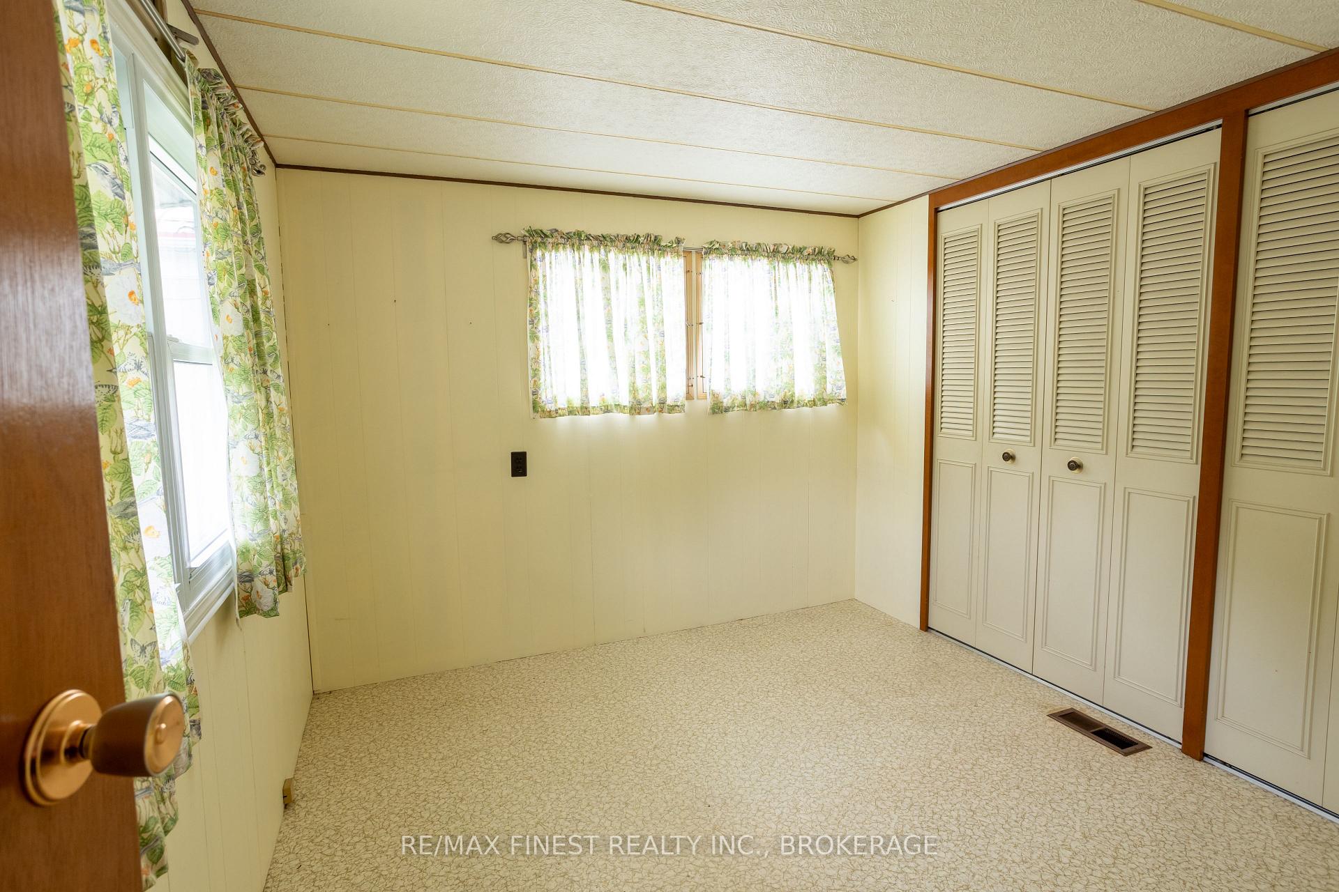 Photo 11 of 3 Wentworth Drive, Kingston, Rideau — HOMEH