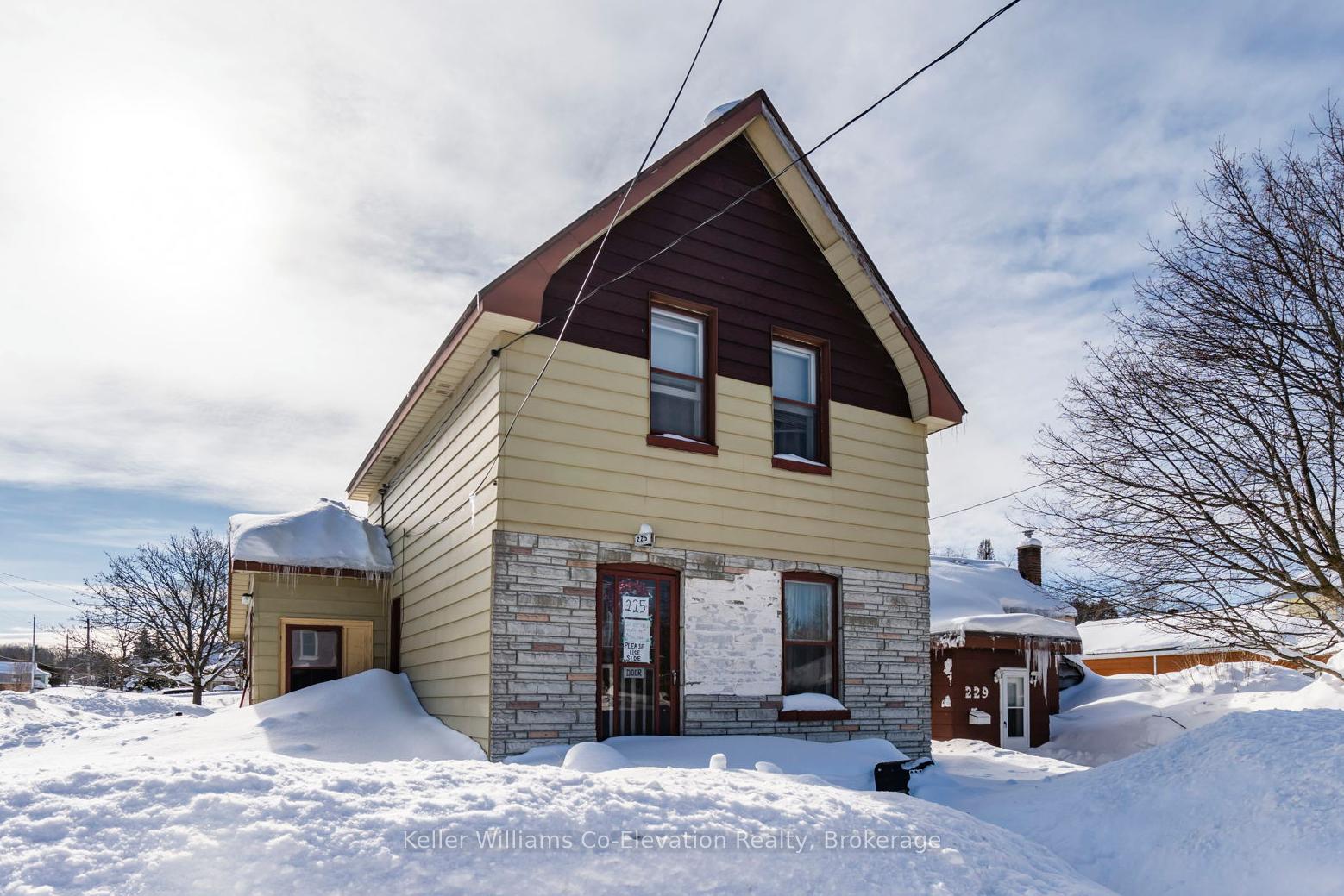 Photo 1 of 225 Hugel Avenue, Midland — HOMEH