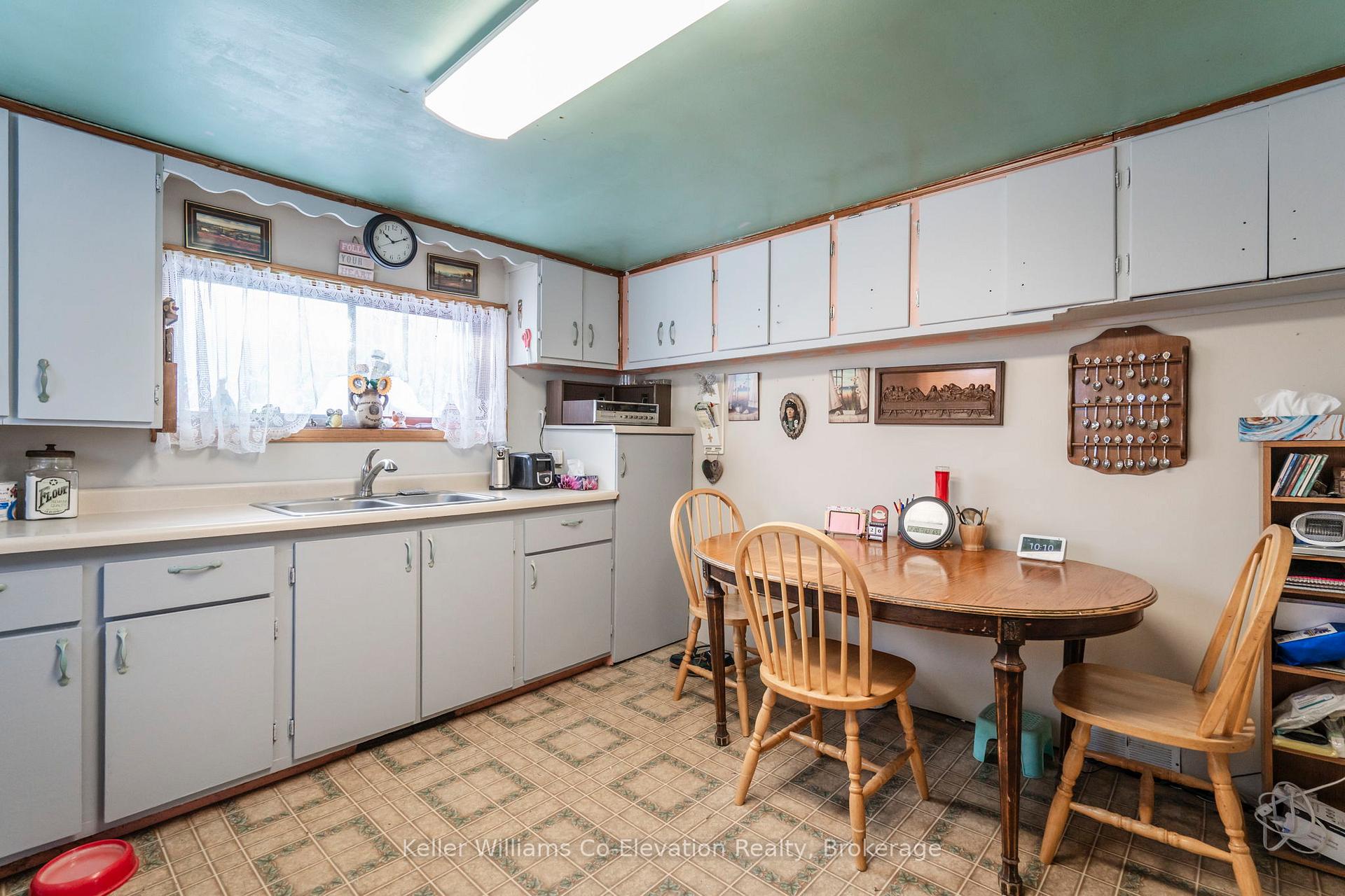Photo 6 of 225 Hugel Avenue, Midland — HOMEH