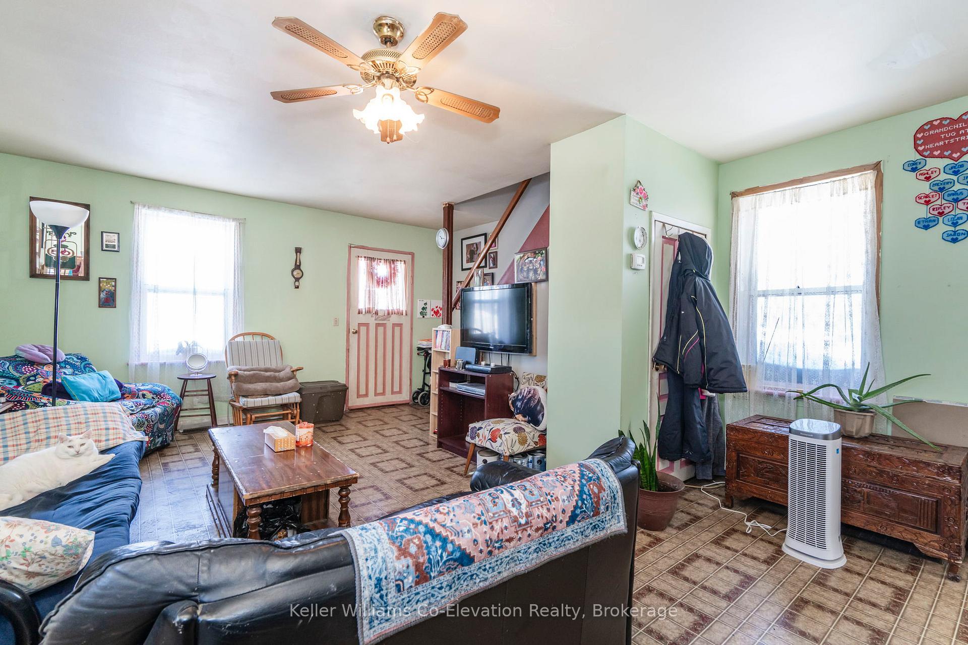 Photo 11 of 225 Hugel Avenue, Midland — HOMEH