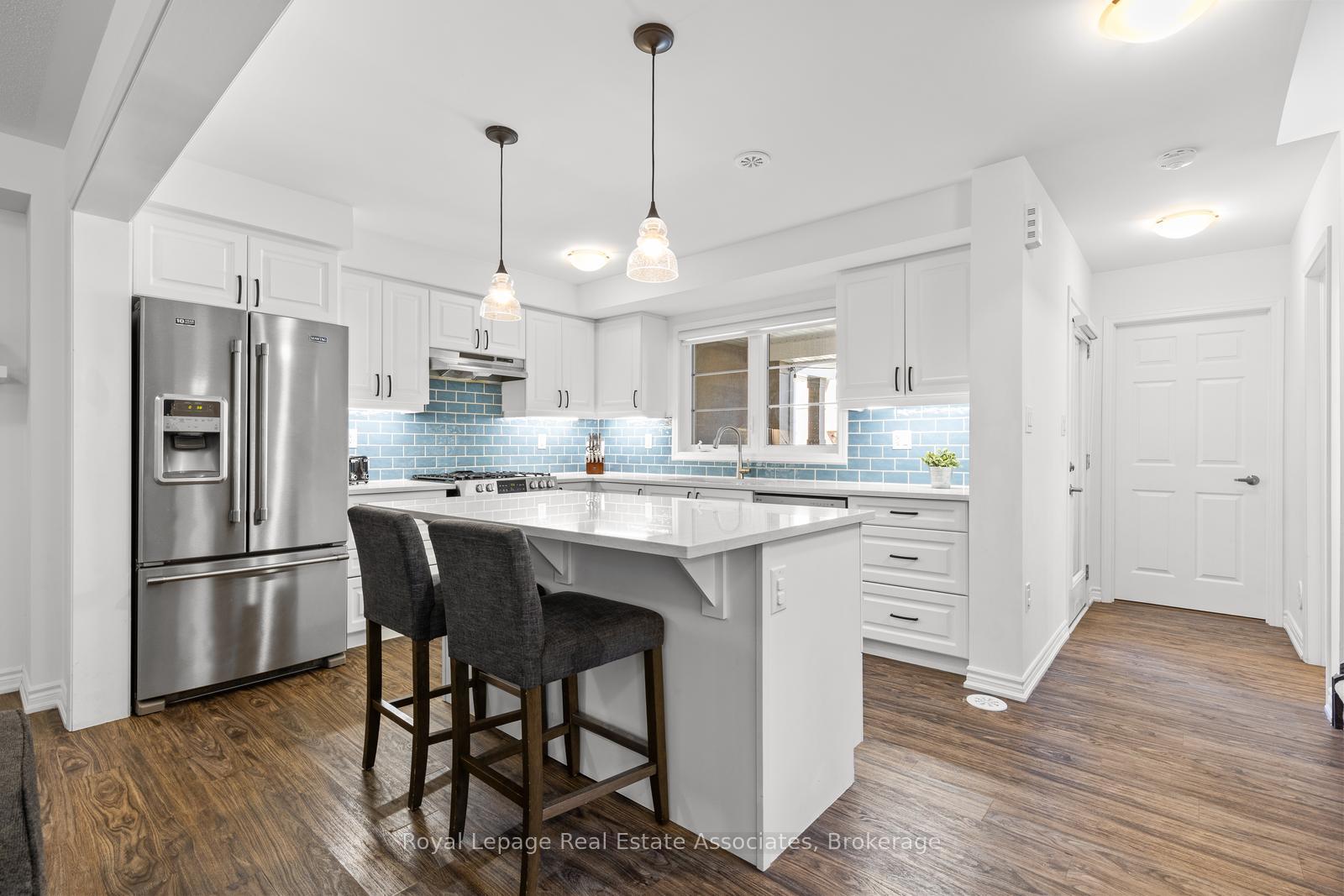 Photo 12 of 1266 Hop Place, Milton, Cobban — HOMEH