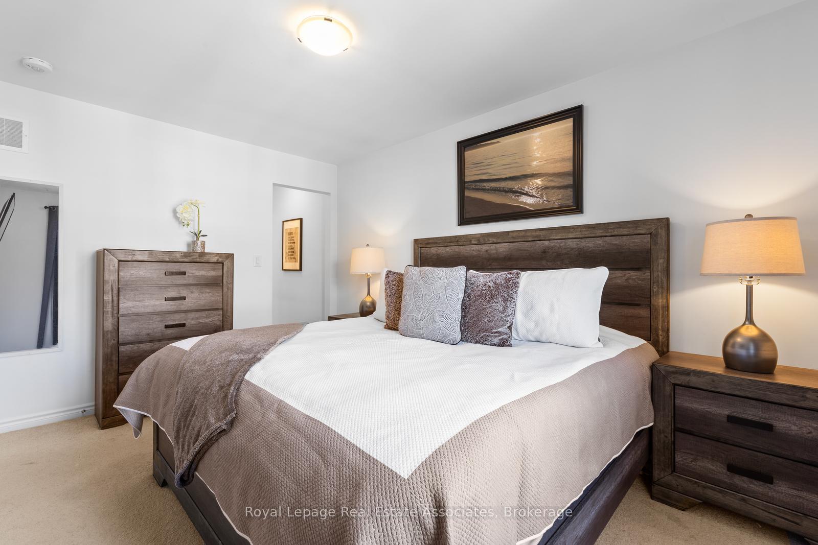 Photo 20 of 1266 Hop Place, Milton, Cobban — HOMEH