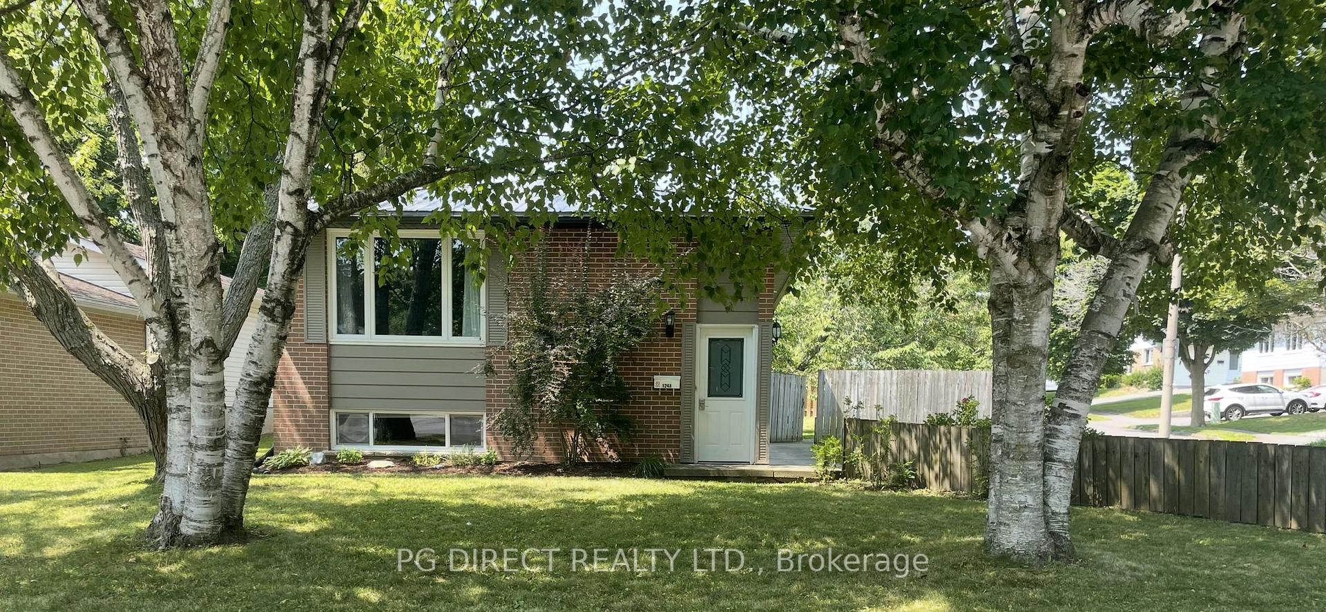 Photo 1 of 124 Calderwood Drive, Kingston, Central City West — HOMEH