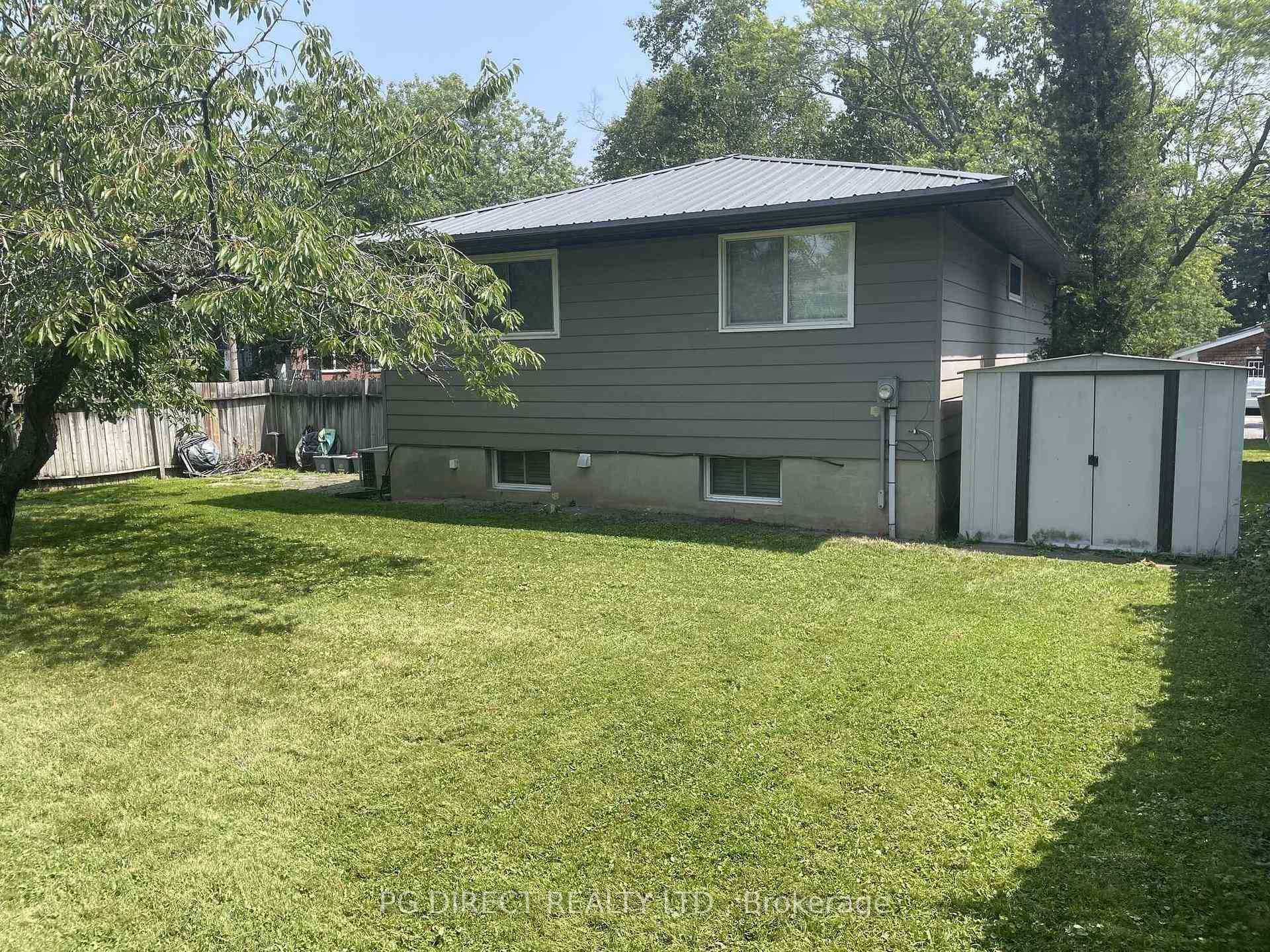 Photo 2 of 124 Calderwood Drive, Kingston, Central City West — HOMEH