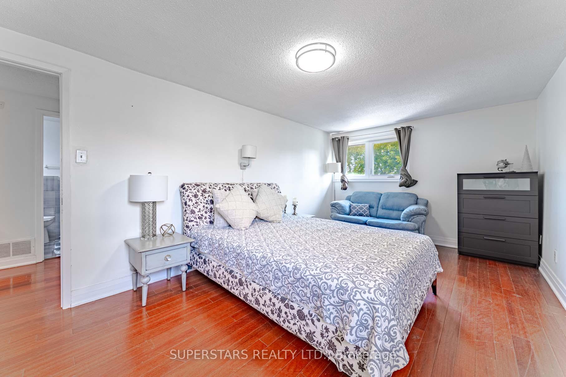 Photo 18 of 23 Cheeseman Drive, Markham, Milliken Mills West — HOMEH