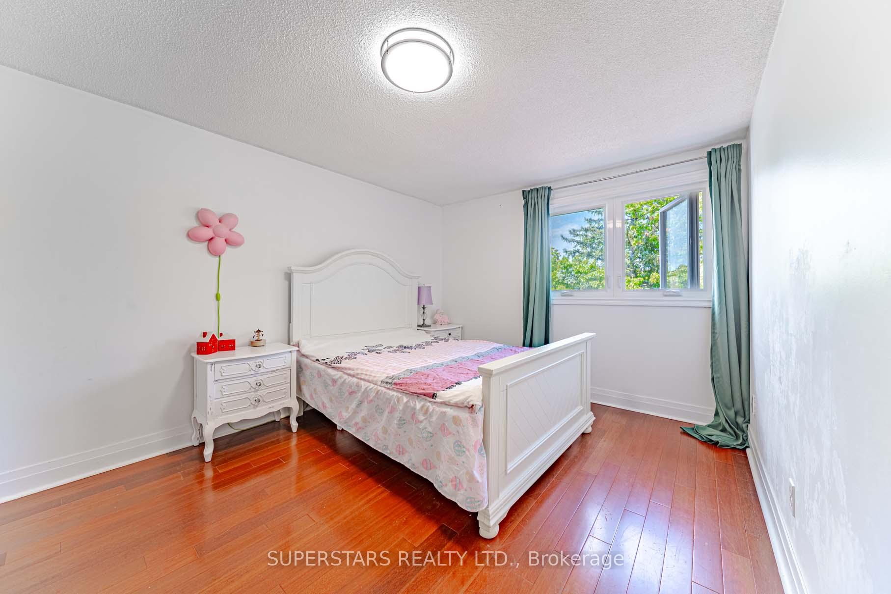 Photo 23 of 23 Cheeseman Drive, Markham, Milliken Mills West — HOMEH