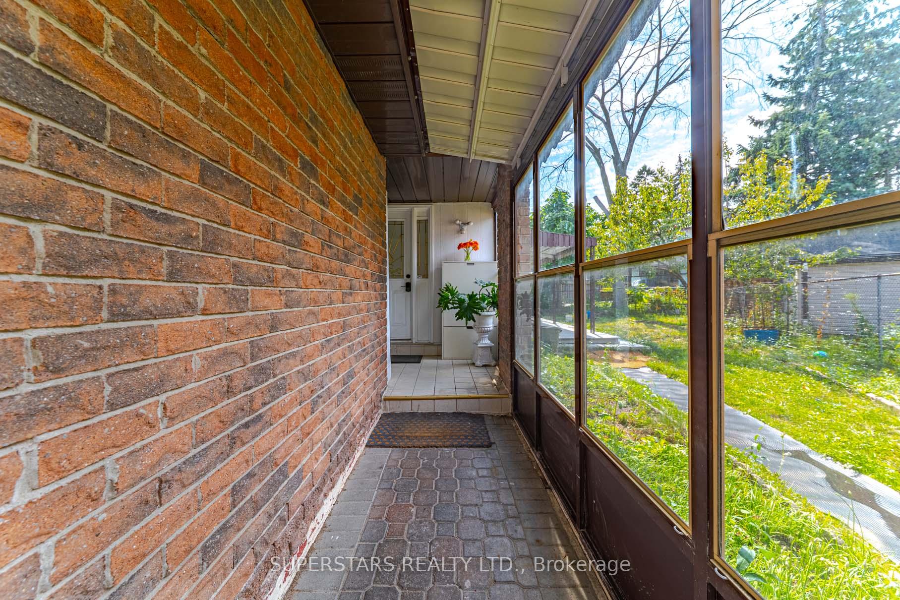 Photo 29 of 23 Cheeseman Drive, Markham, Milliken Mills West — HOMEH