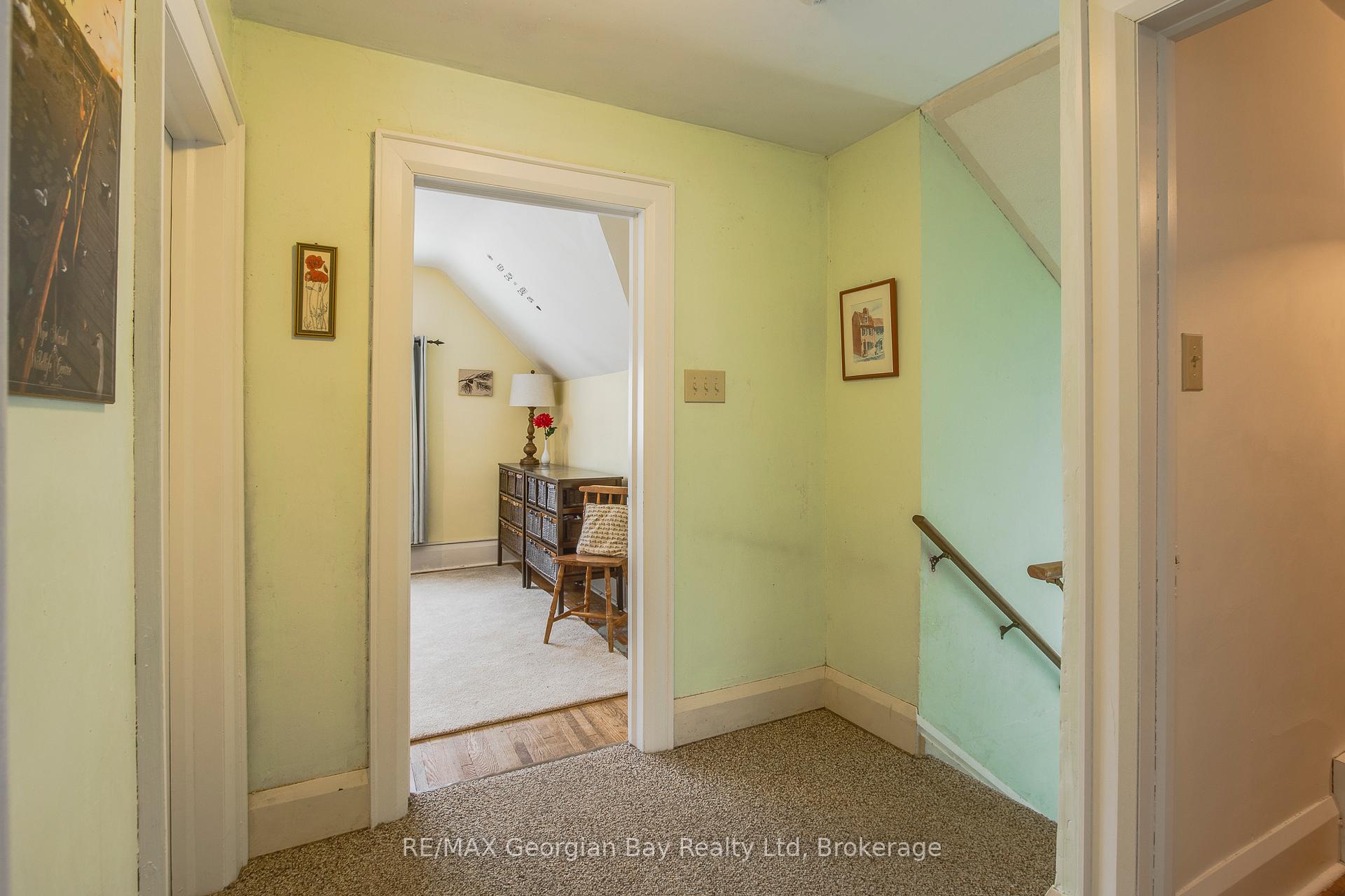 Photo 19 of 420 Mildred Street, Midland — HOMEH