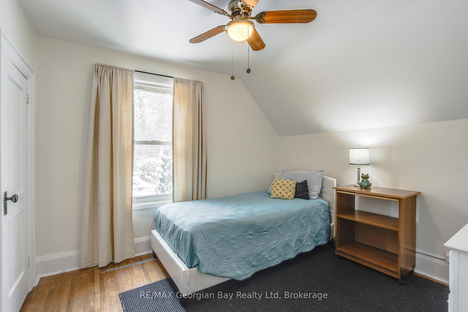 Photo 24 of 420 Mildred Street, Midland — HOMEH