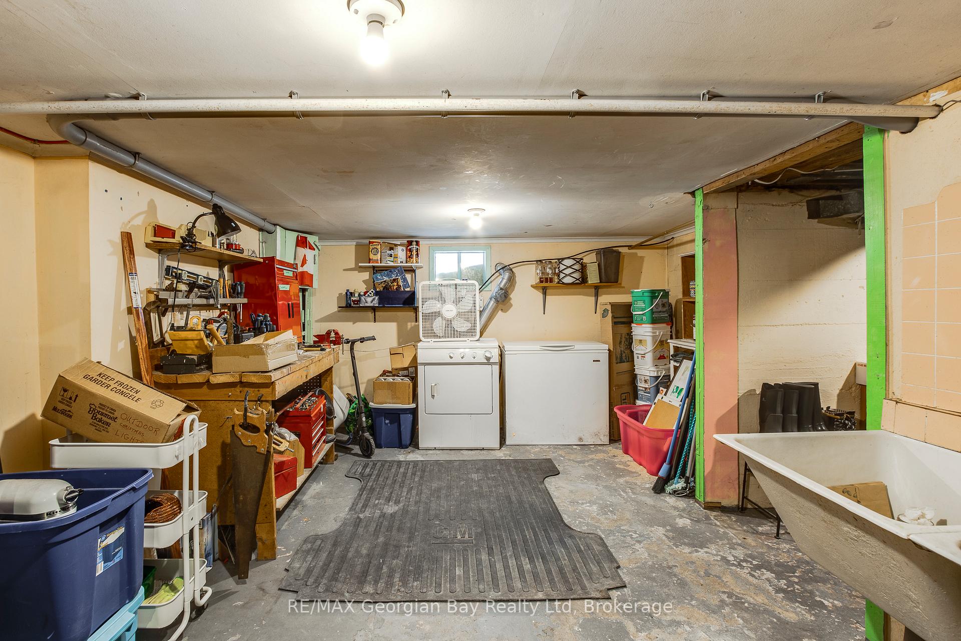 Photo 27 of 420 Mildred Street, Midland — HOMEH