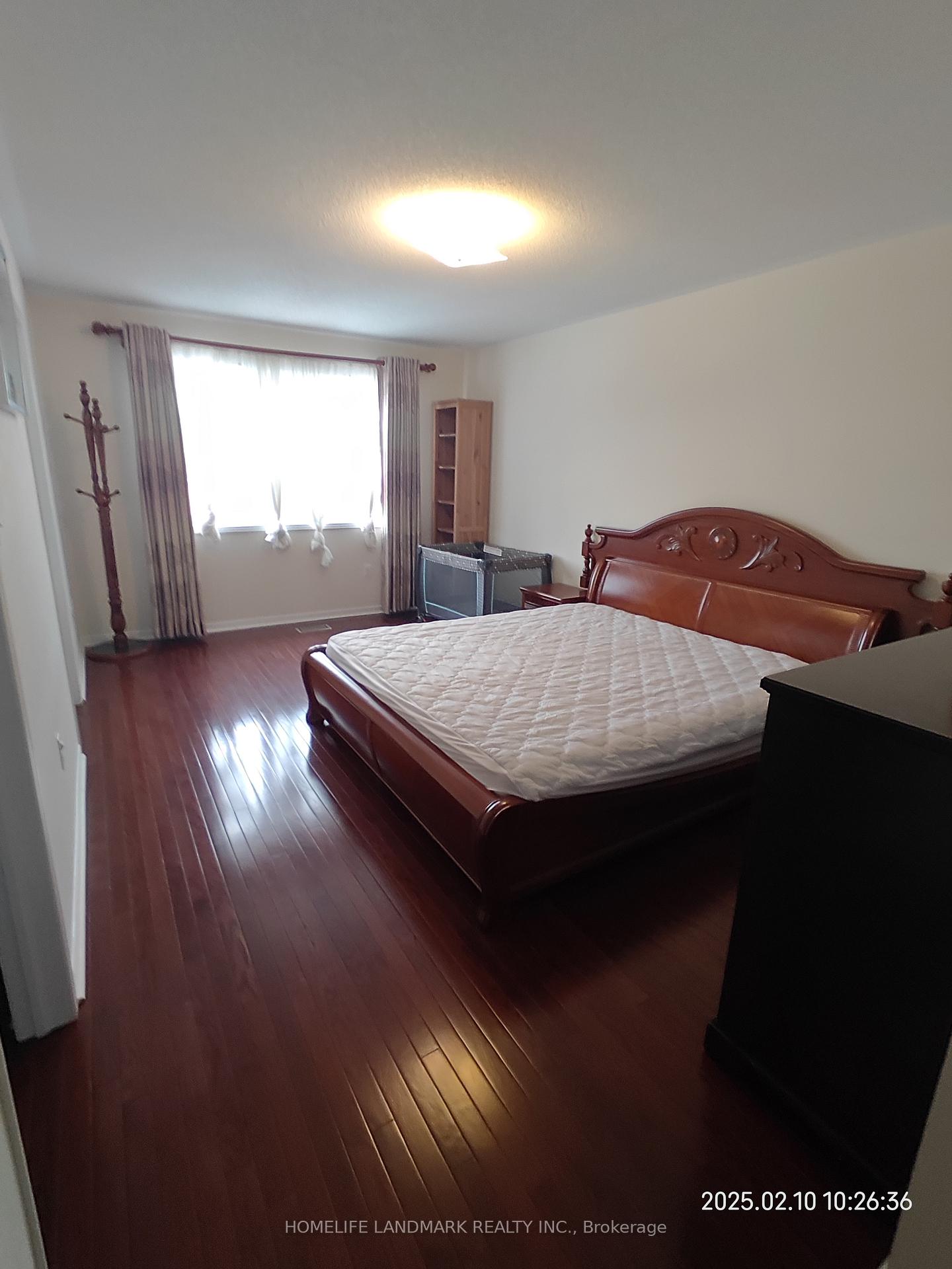 Photo 9 of 14 Kincaid Lane, Markham, Middlefield — HOMEH