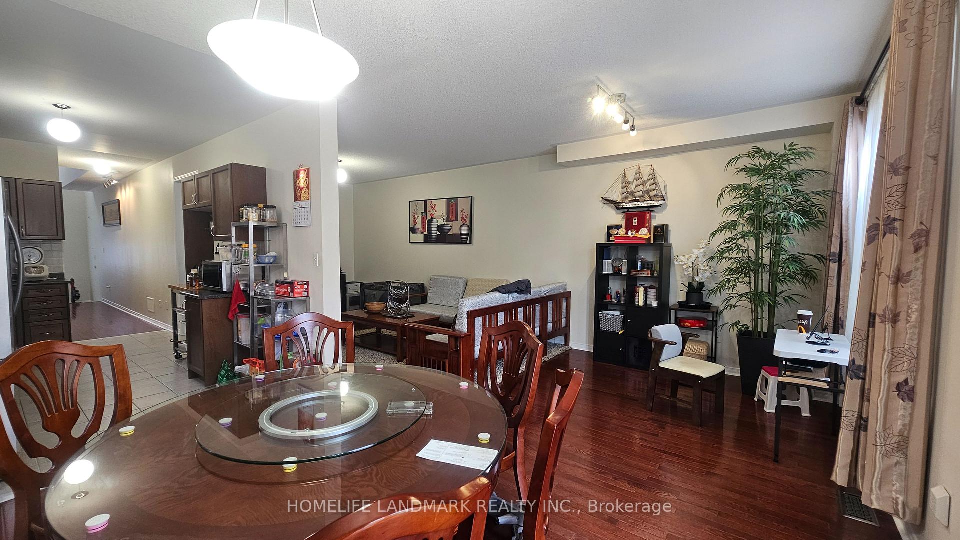 Photo 12 of 14 Kincaid Lane, Markham, Middlefield — HOMEH