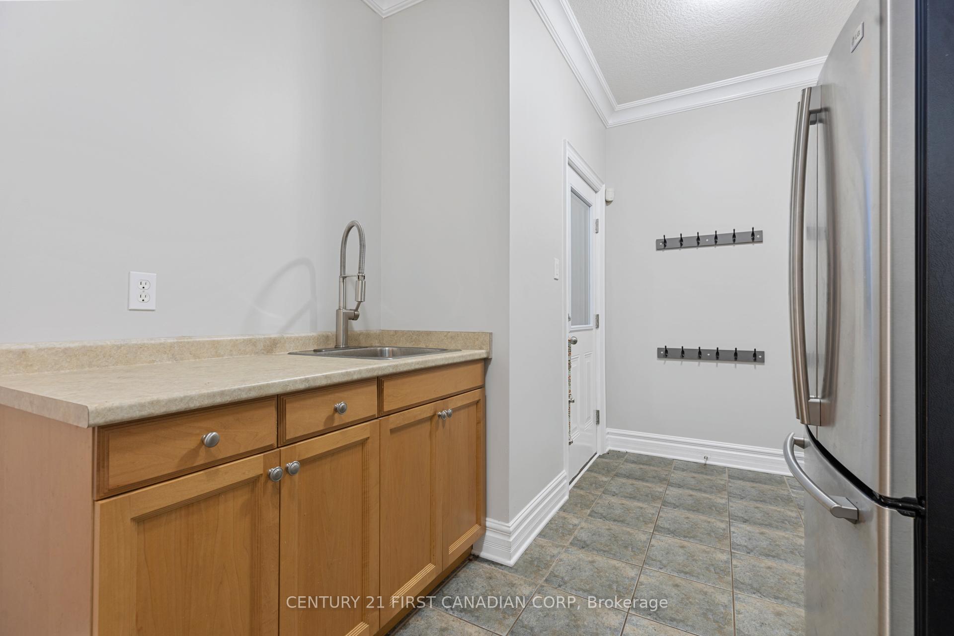 Photo 14 of 26 Baron Crescent, Middlesex Centre, Kilworth — HOMEH