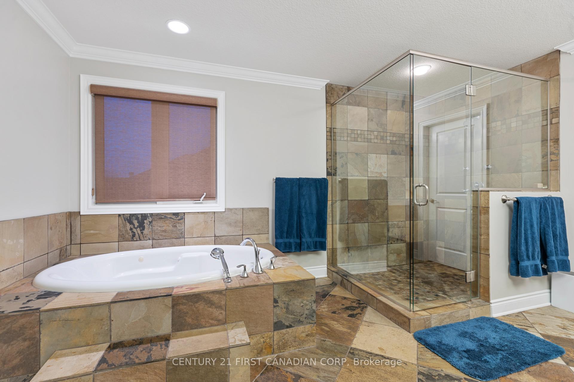 Photo 17 of 26 Baron Crescent, Middlesex Centre, Kilworth — HOMEH