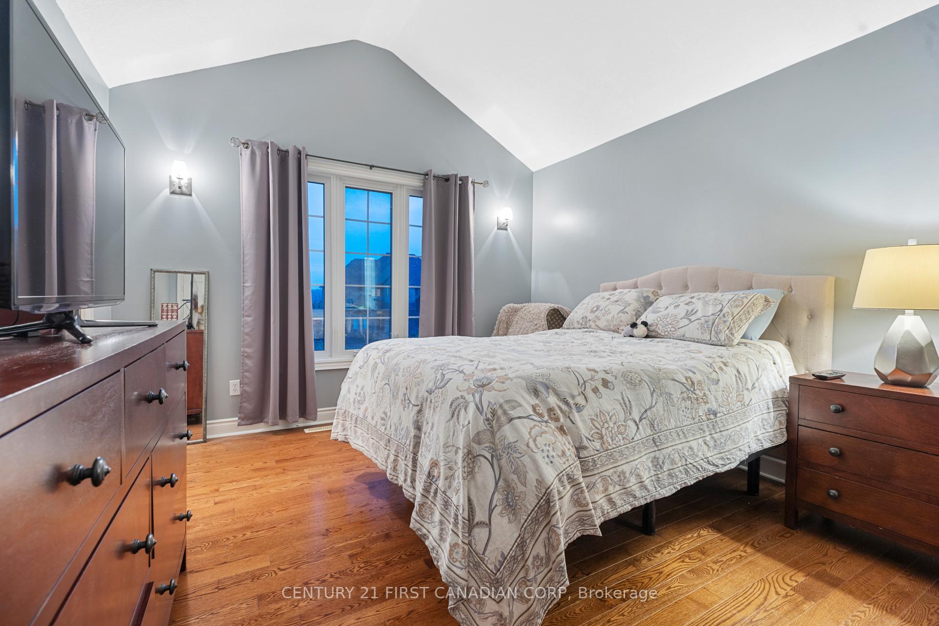 Photo 21 of 26 Baron Crescent, Middlesex Centre, Kilworth — HOMEH