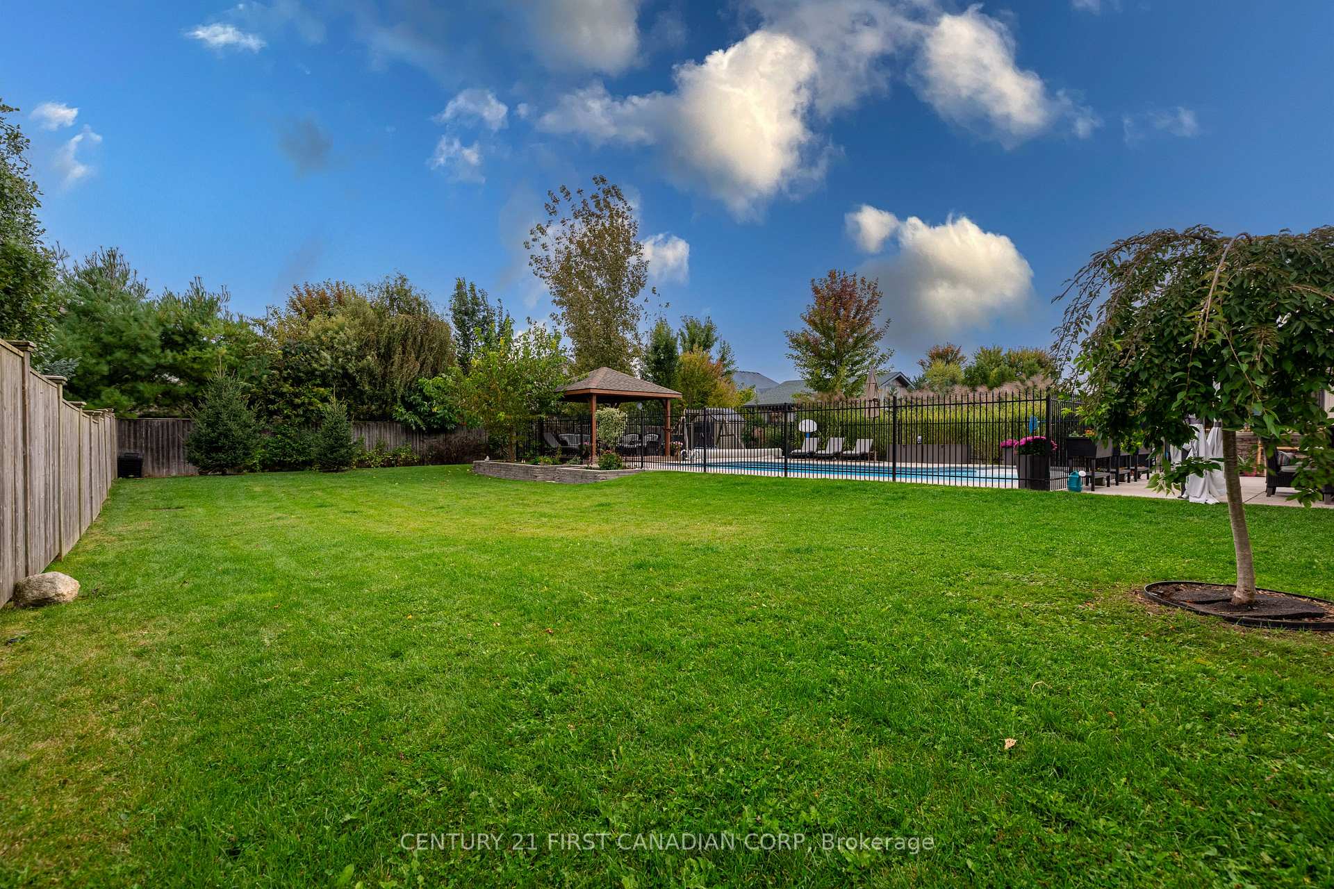 Photo 33 of 26 Baron Crescent, Middlesex Centre, Kilworth — HOMEH