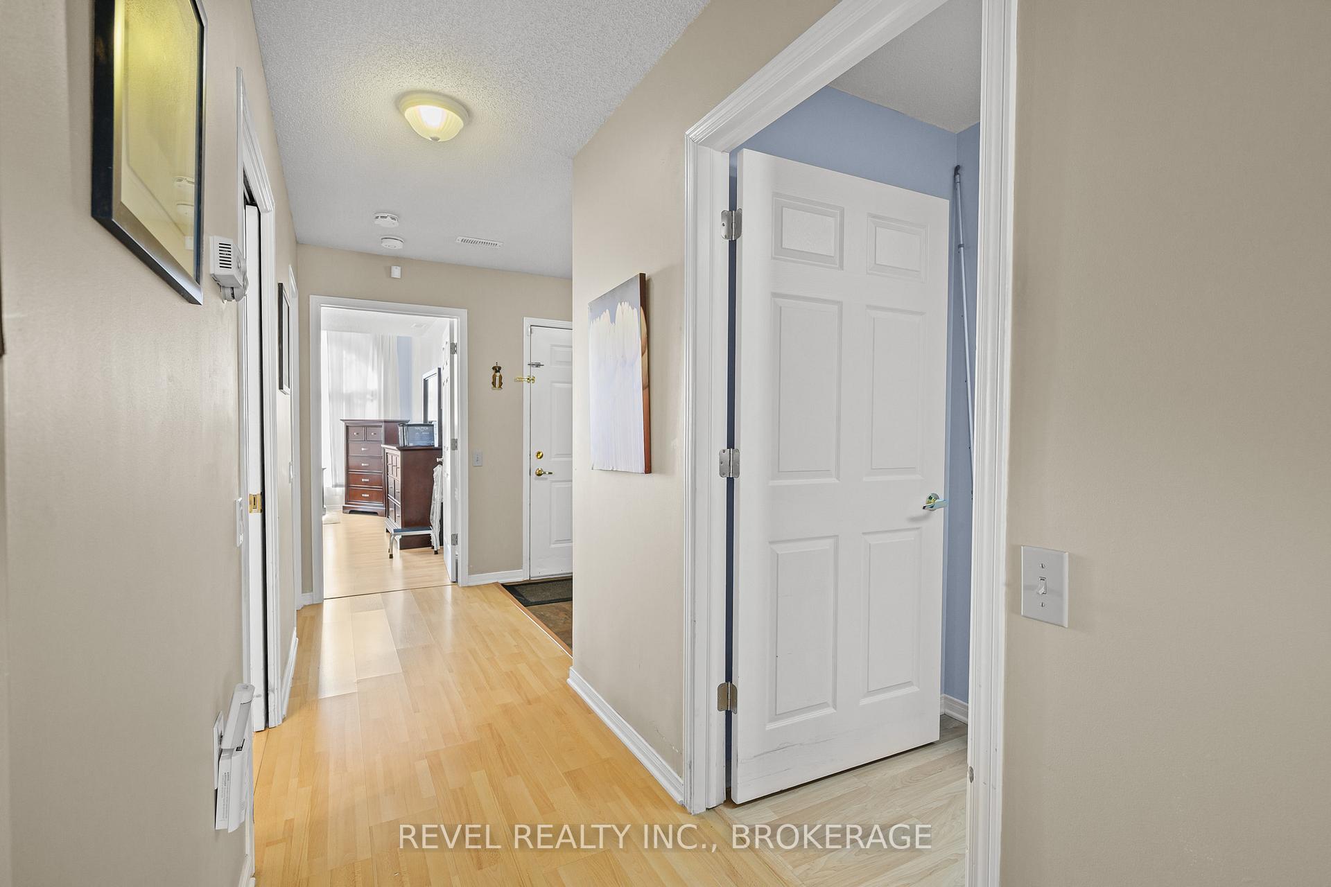 Photo 10 of 37 Wilfred Crescent, Kingston, Rideau — HOMEH