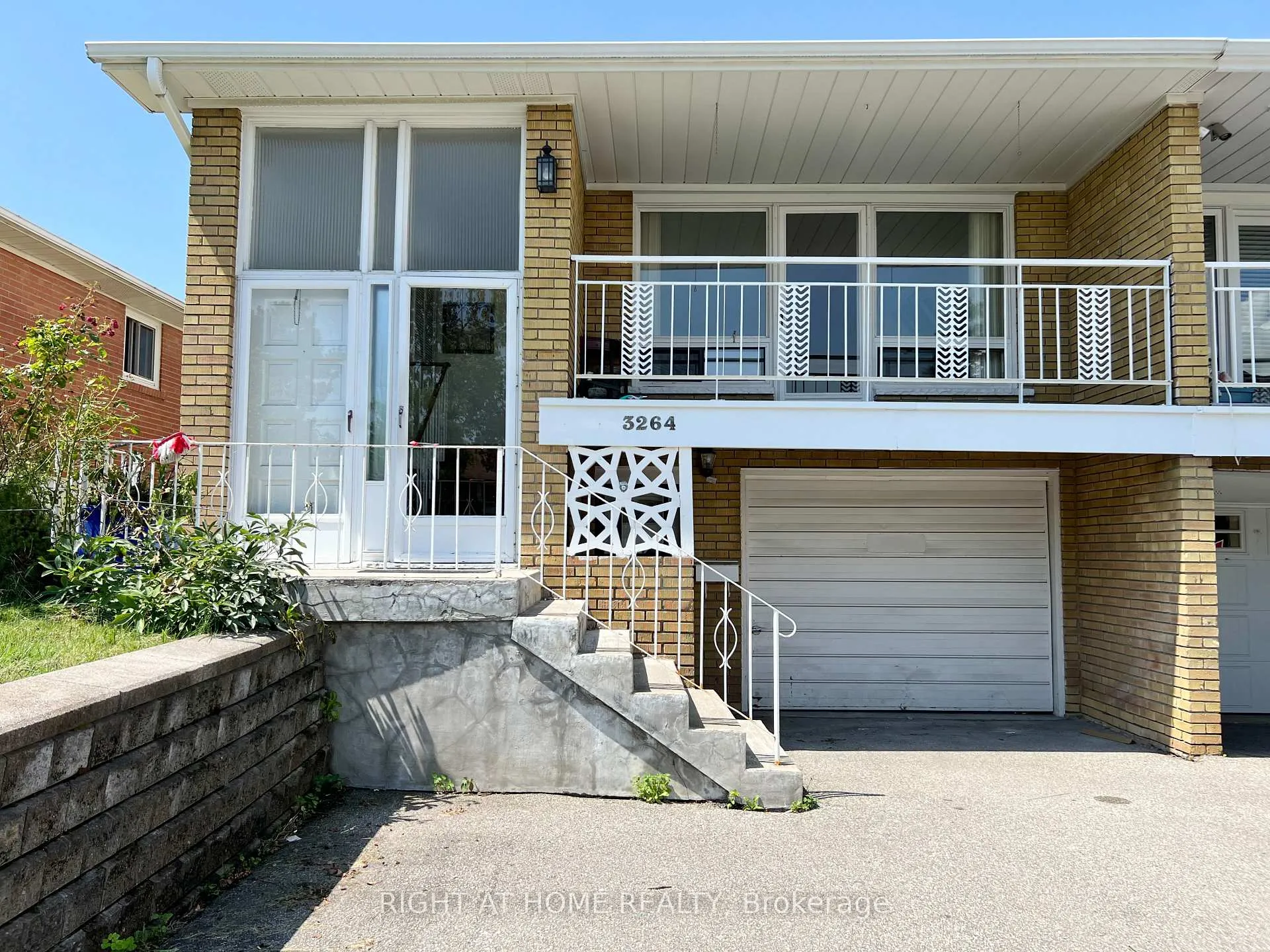 Front of Unit Bsmt, 3264 Fieldgate Drive