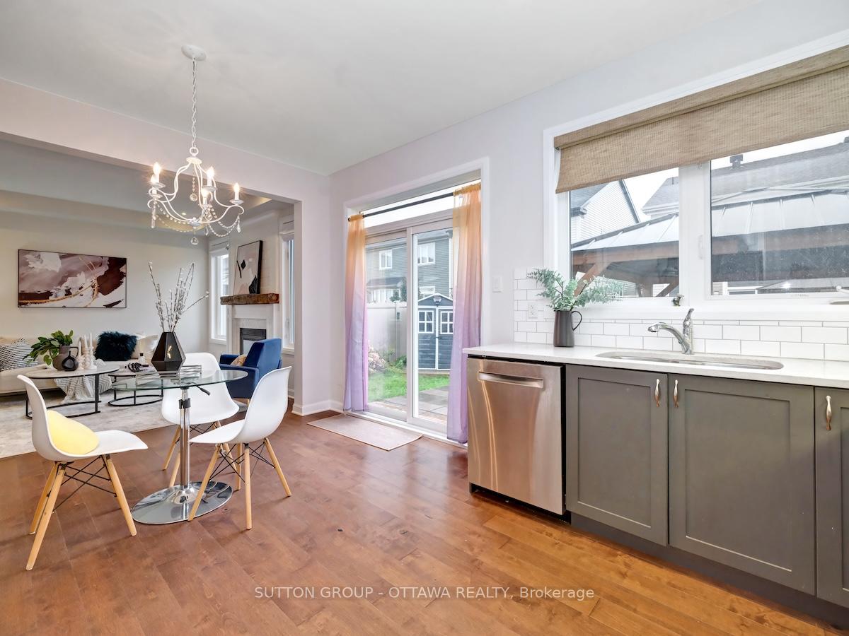 Photo 14 of 350 Meadowbreeze Drive, Ottawa, Kanata - Emerald Meadows/Trailwest — HOMEH