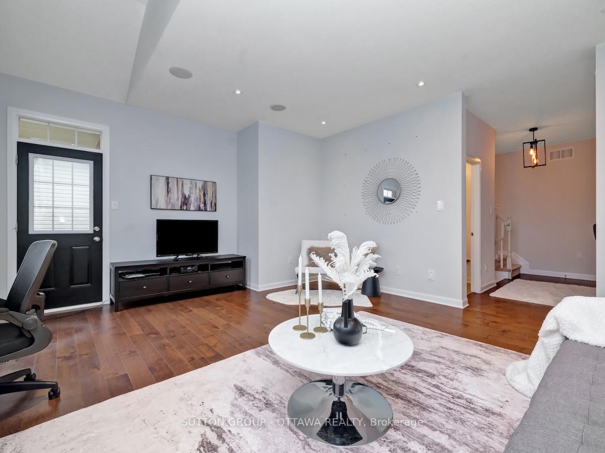 Photo 20 of 350 Meadowbreeze Drive, Ottawa, Kanata - Emerald Meadows/Trailwest — HOMEH