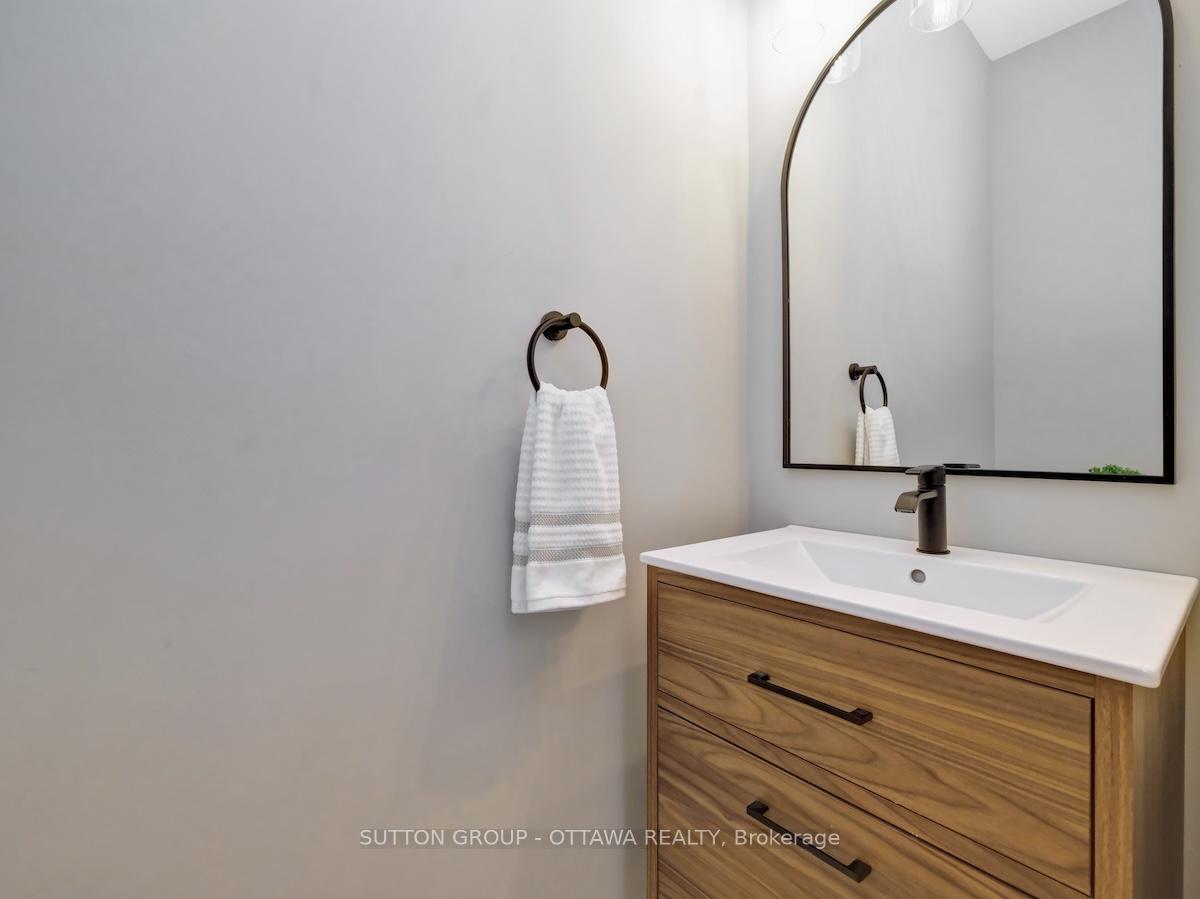 Photo 23 of 350 Meadowbreeze Drive, Ottawa, Kanata - Emerald Meadows/Trailwest — HOMEH