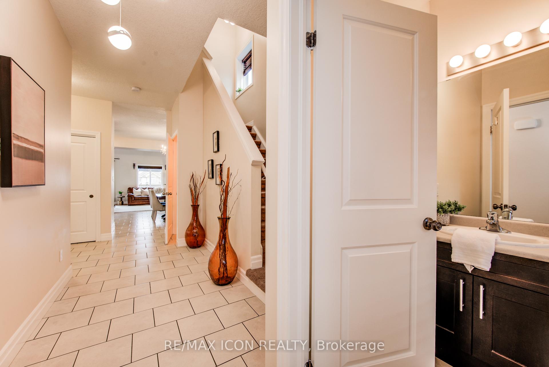 Photo 6 of 1428 Old Zeller Drive, Kitchener, Grand River South — HOMEH