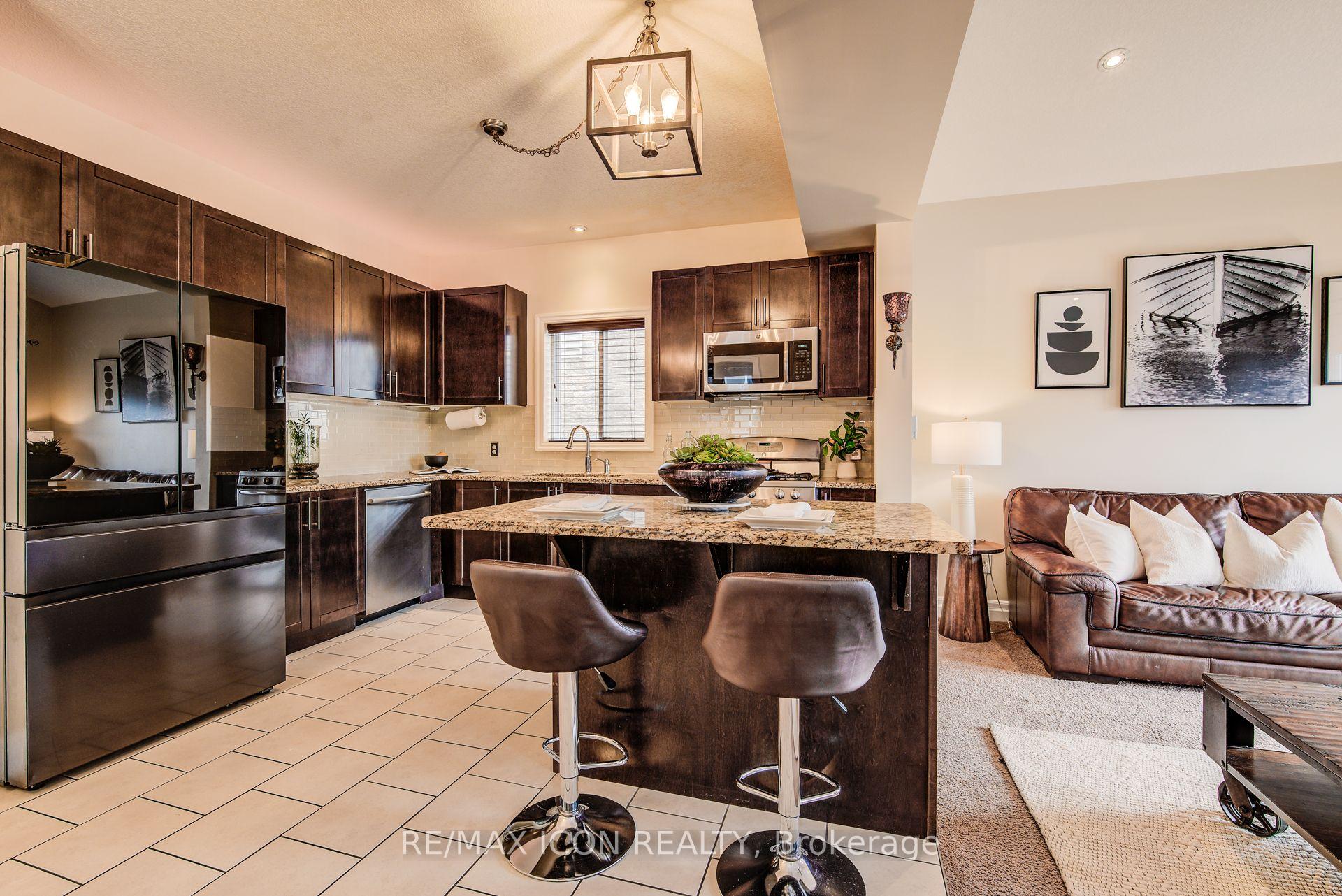 Photo 11 of 1428 Old Zeller Drive, Kitchener, Grand River South — HOMEH