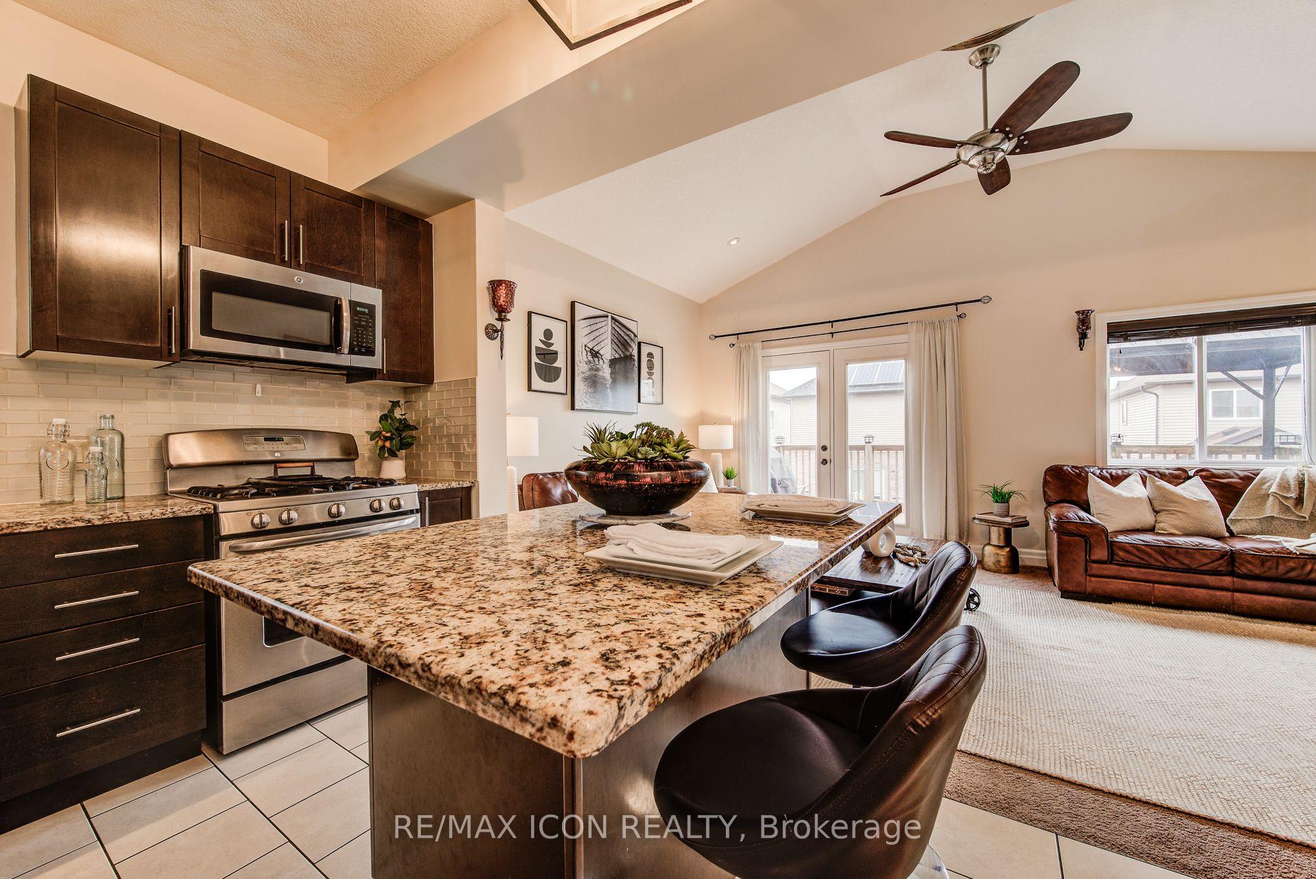 Photo 15 of 1428 Old Zeller Drive, Kitchener, Grand River South — HOMEH