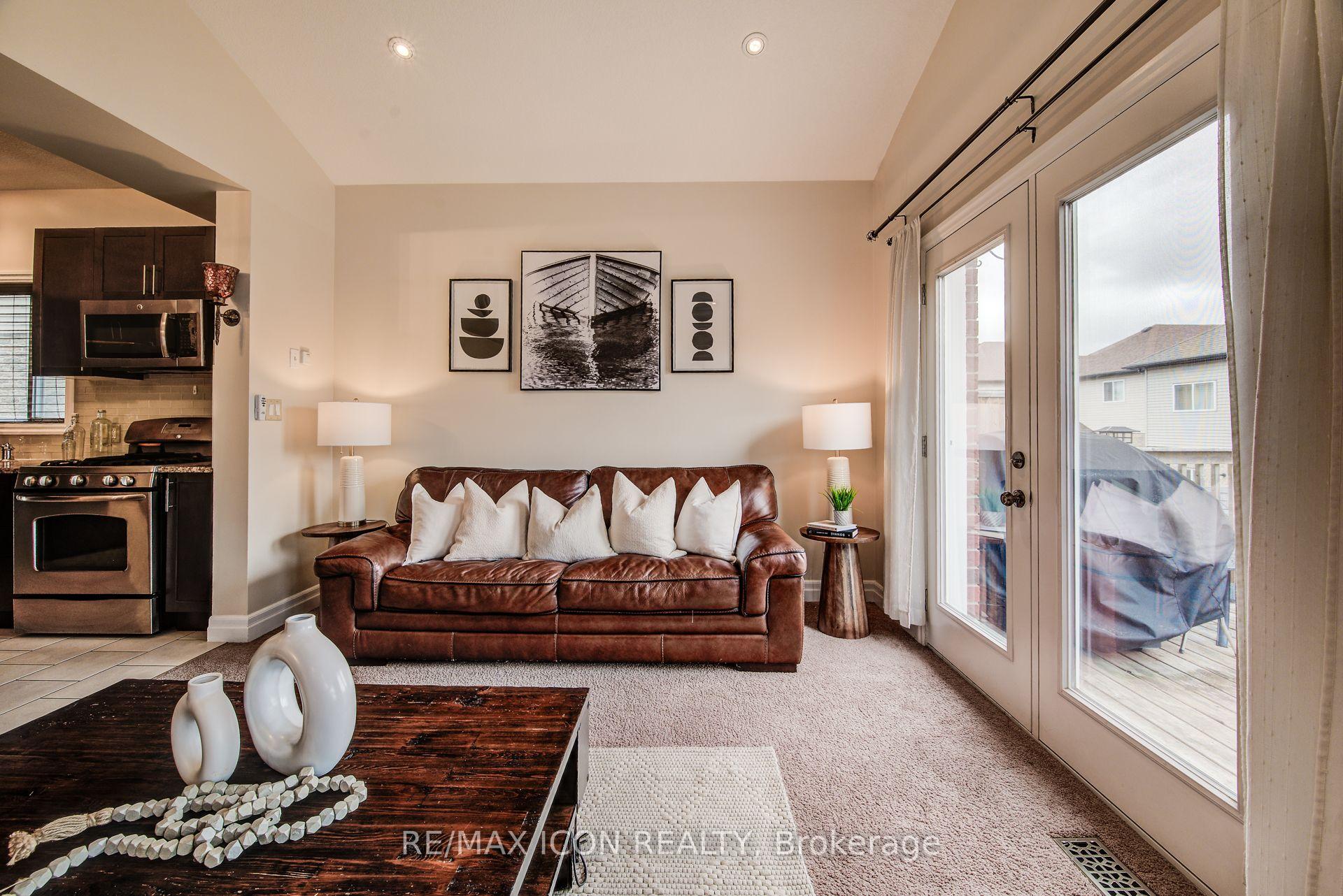 Photo 19 of 1428 Old Zeller Drive, Kitchener, Grand River South — HOMEH