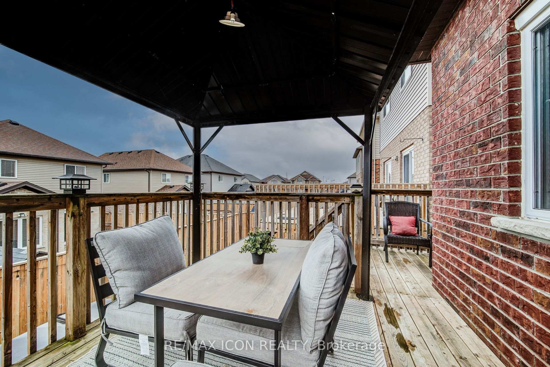 Photo 21 of 1428 Old Zeller Drive, Kitchener, Grand River South — HOMEH