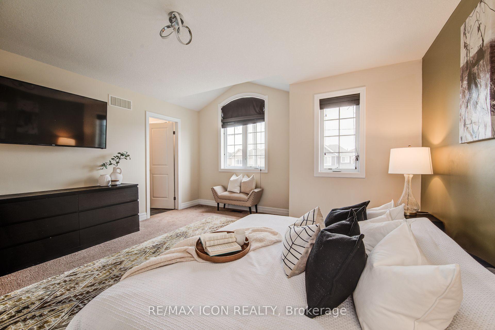 Photo 26 of 1428 Old Zeller Drive, Kitchener, Grand River South — HOMEH