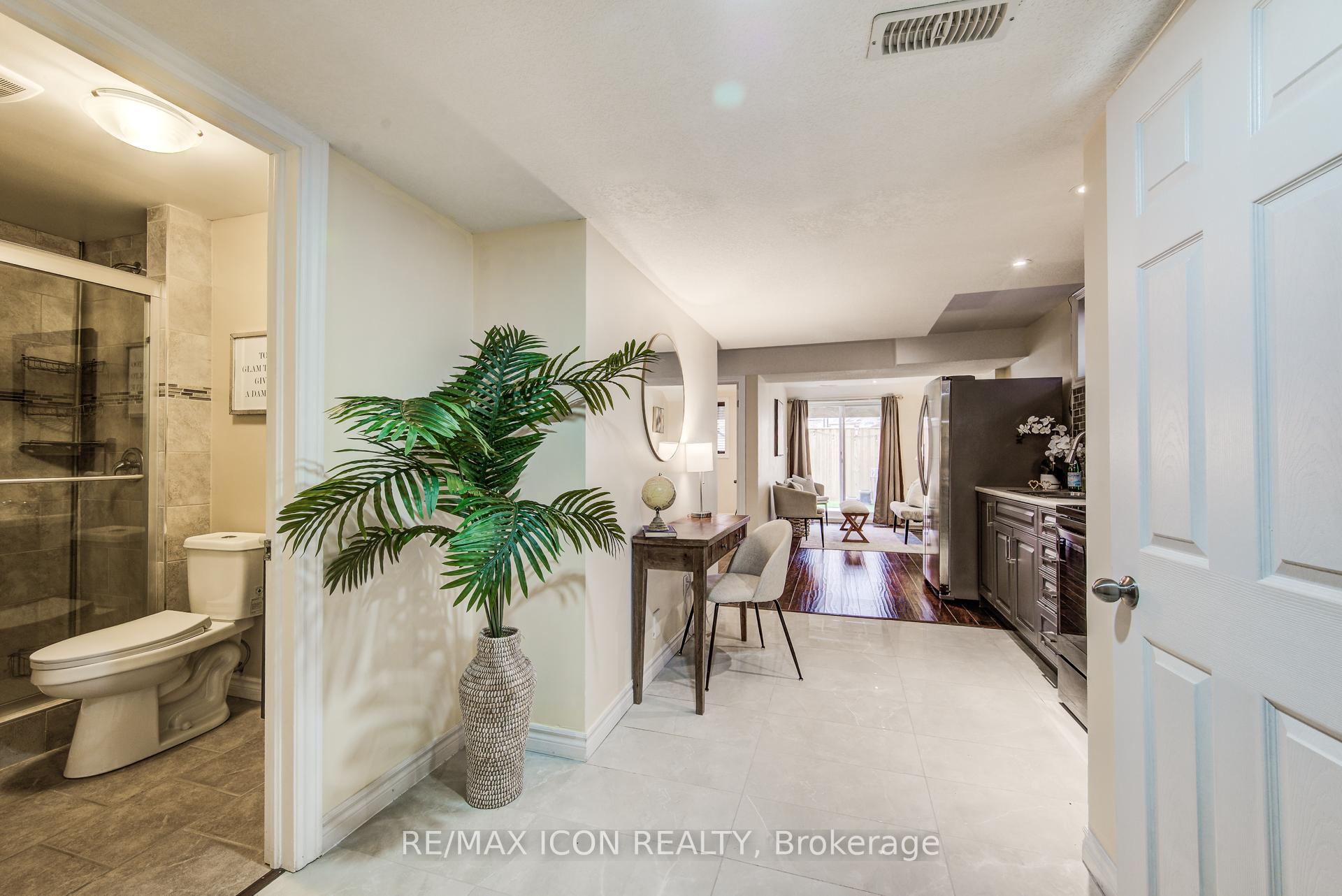 Photo 33 of 1428 Old Zeller Drive, Kitchener, Grand River South — HOMEH