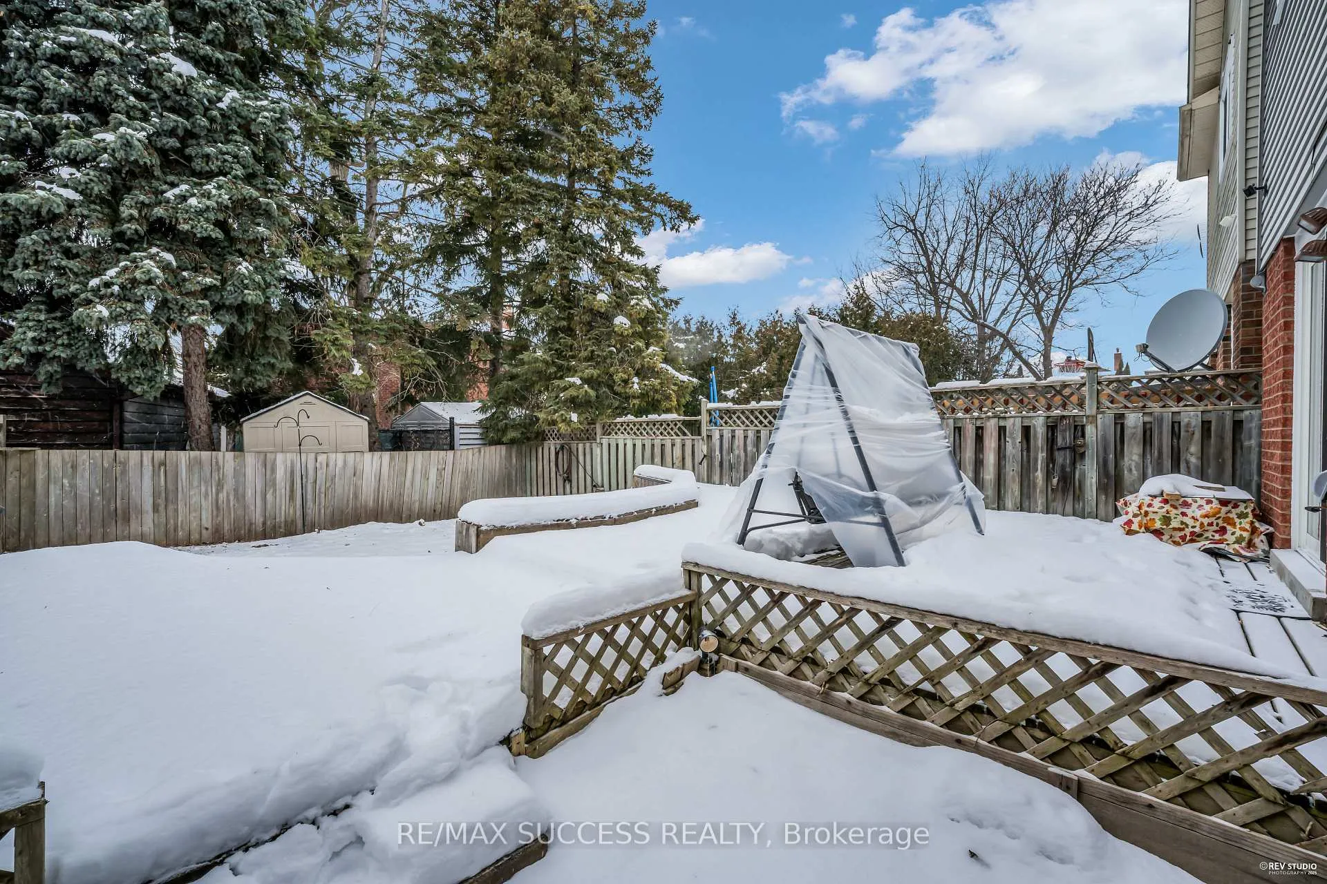 Photo 41 of 2281 Wildwood Crescent, Pickering, Brock Ridge — HOMEH