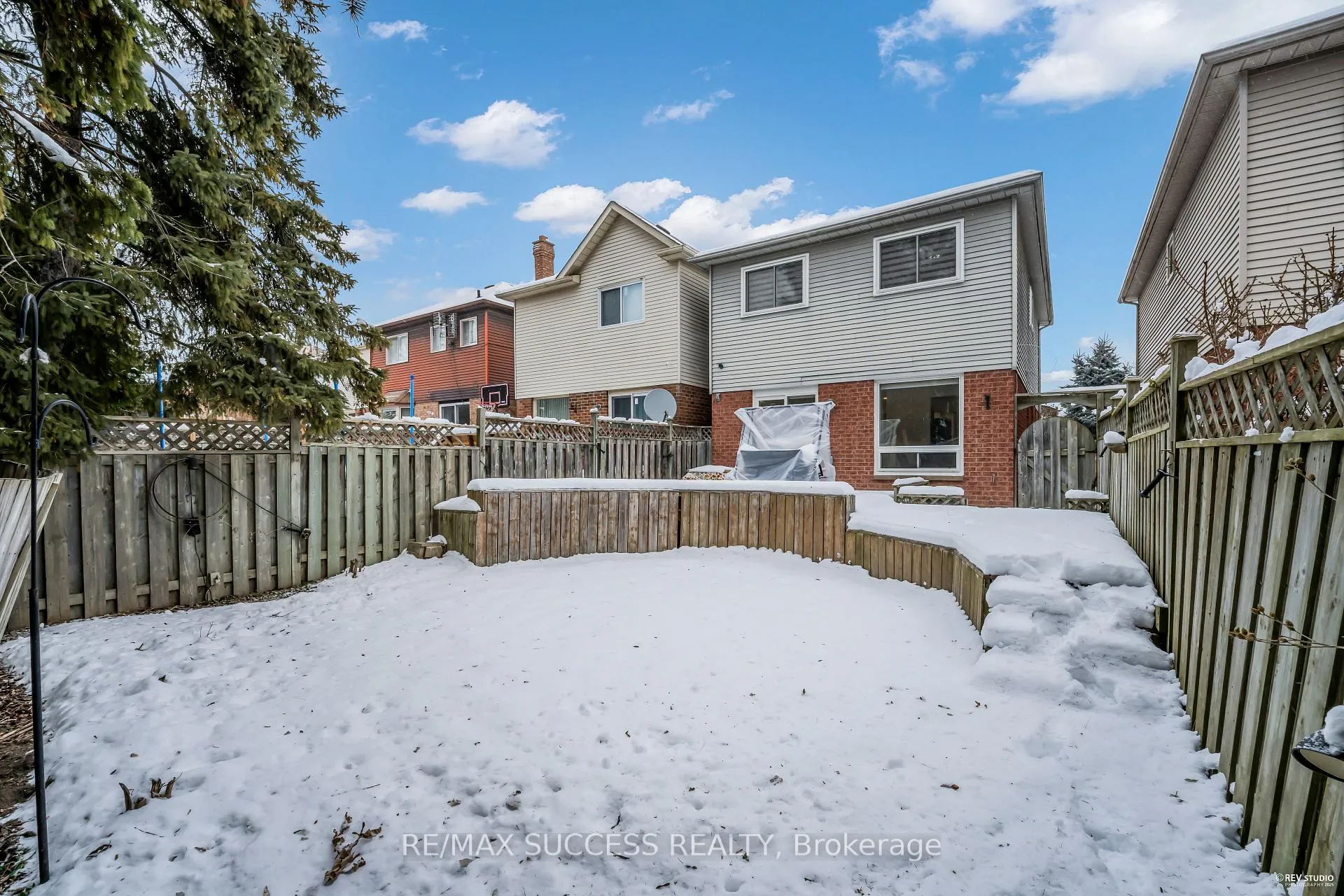 Photo 42 of 2281 Wildwood Crescent, Pickering, Brock Ridge — HOMEH