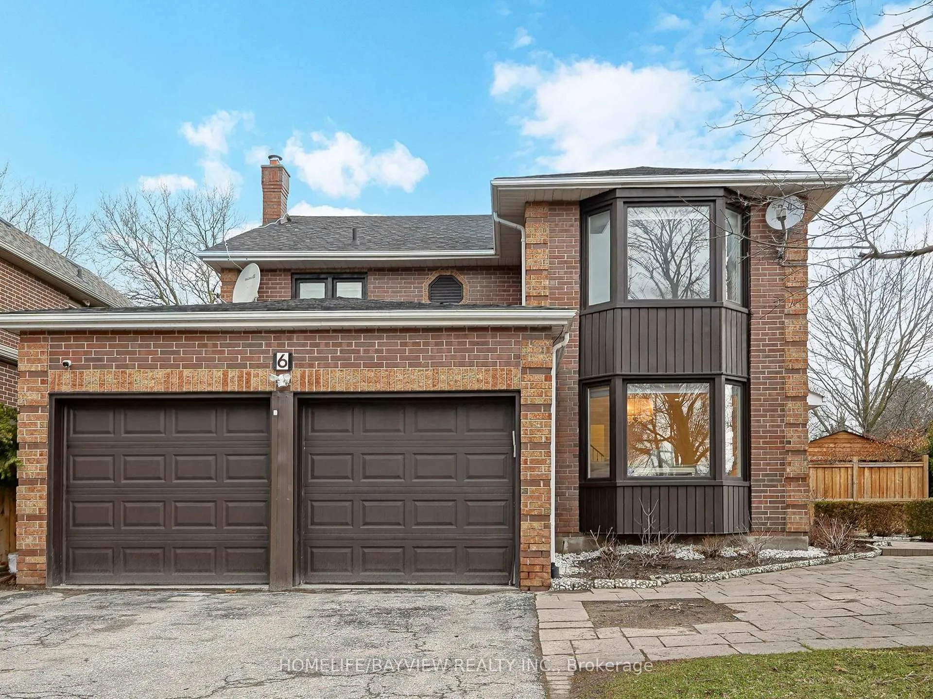 Photo 2 of 6 Tanjo Court, Vaughan, Crestwood-Springfarm-Yorkhill — HOMEH