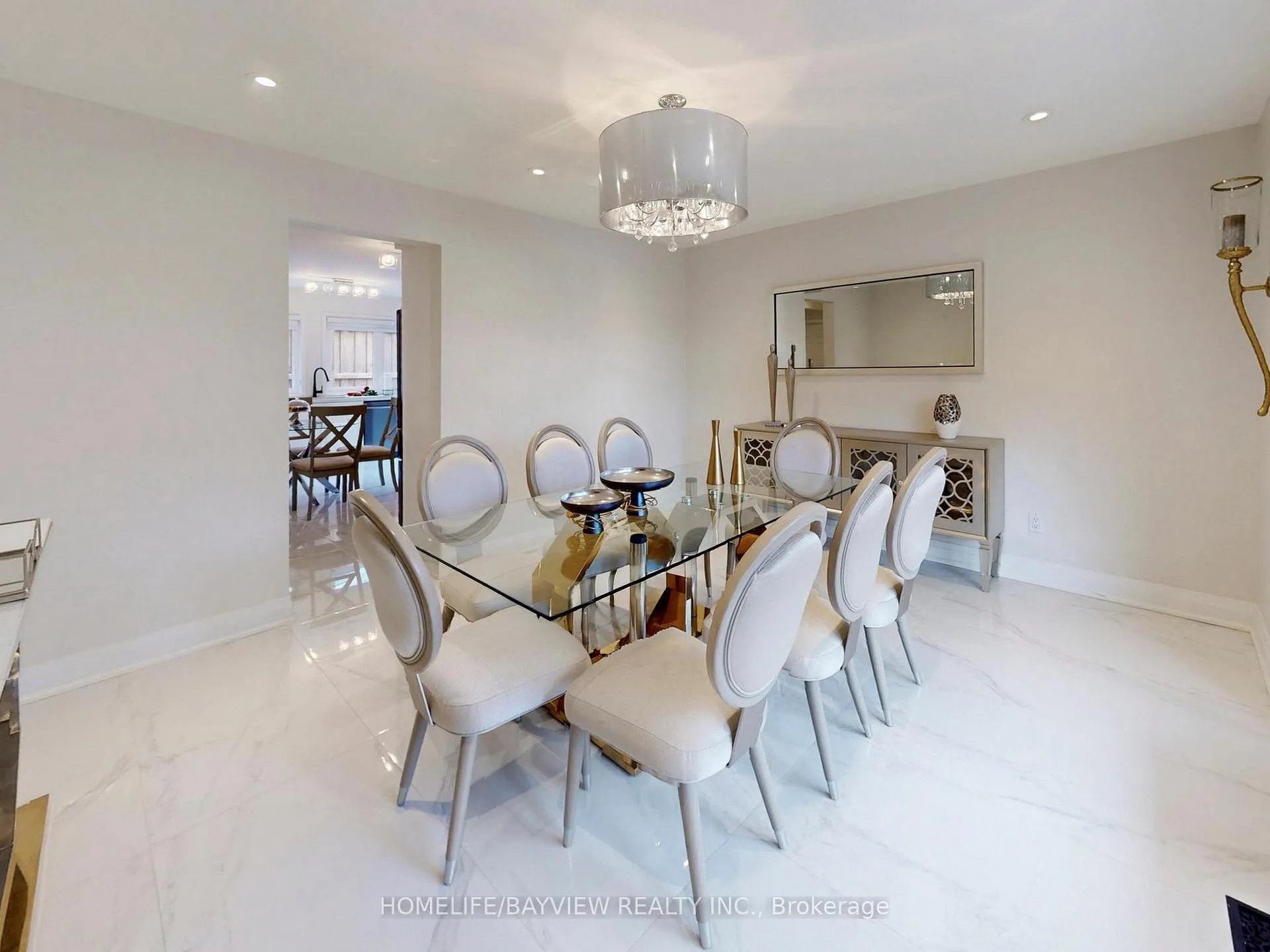 Photo 14 of 6 Tanjo Court, Vaughan, Crestwood-Springfarm-Yorkhill — HOMEH