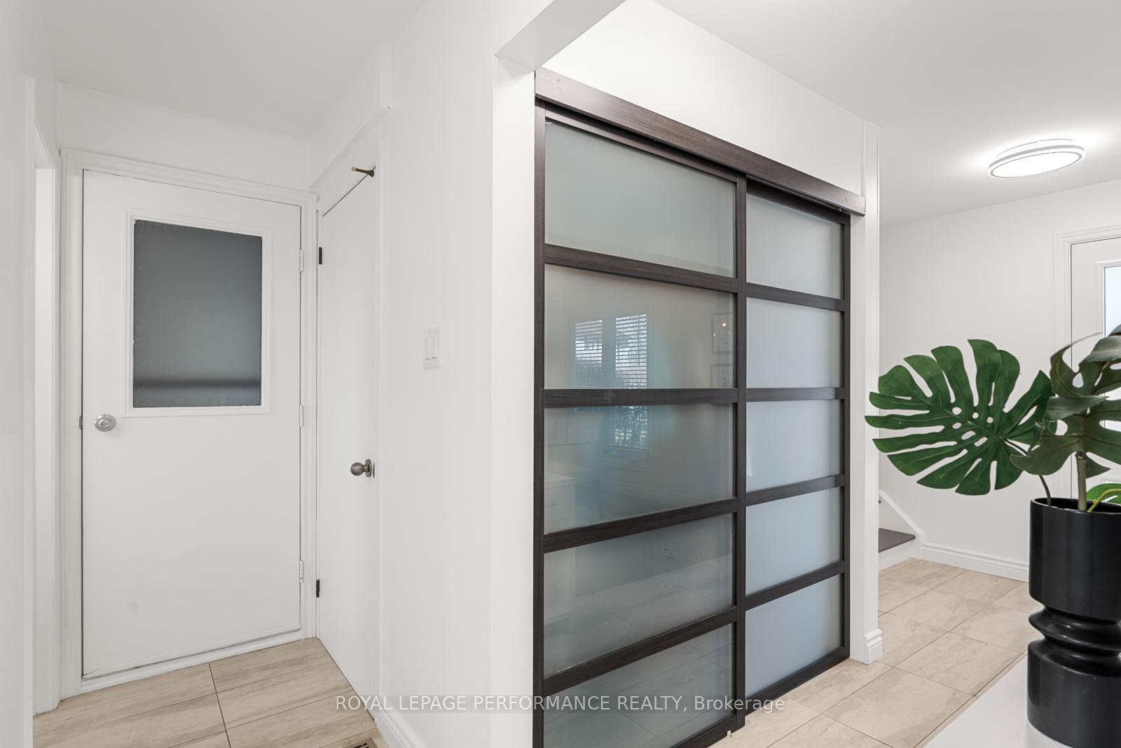 Photo 13 of 140 Oakburn Road, Ottawa, Kanata - Glencairn/Hazeldean — HOMEH