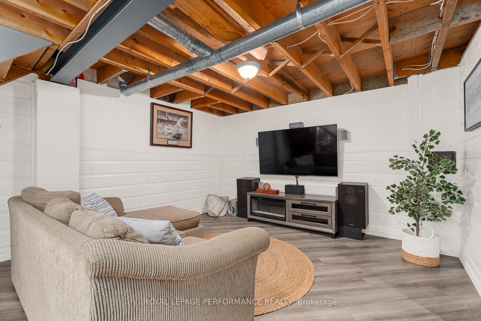 Photo 33 of 140 Oakburn Road, Ottawa, Kanata - Glencairn/Hazeldean — HOMEH
