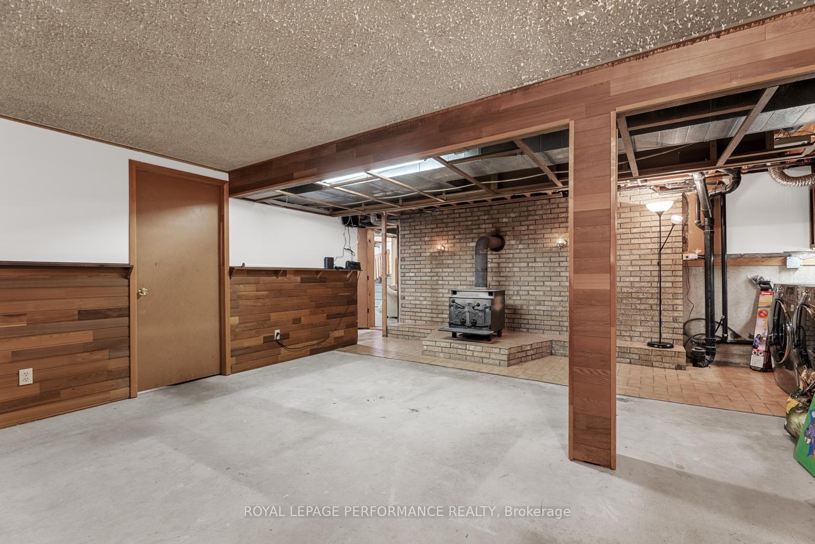 Photo 35 of 140 Oakburn Road, Ottawa, Kanata - Glencairn/Hazeldean — HOMEH