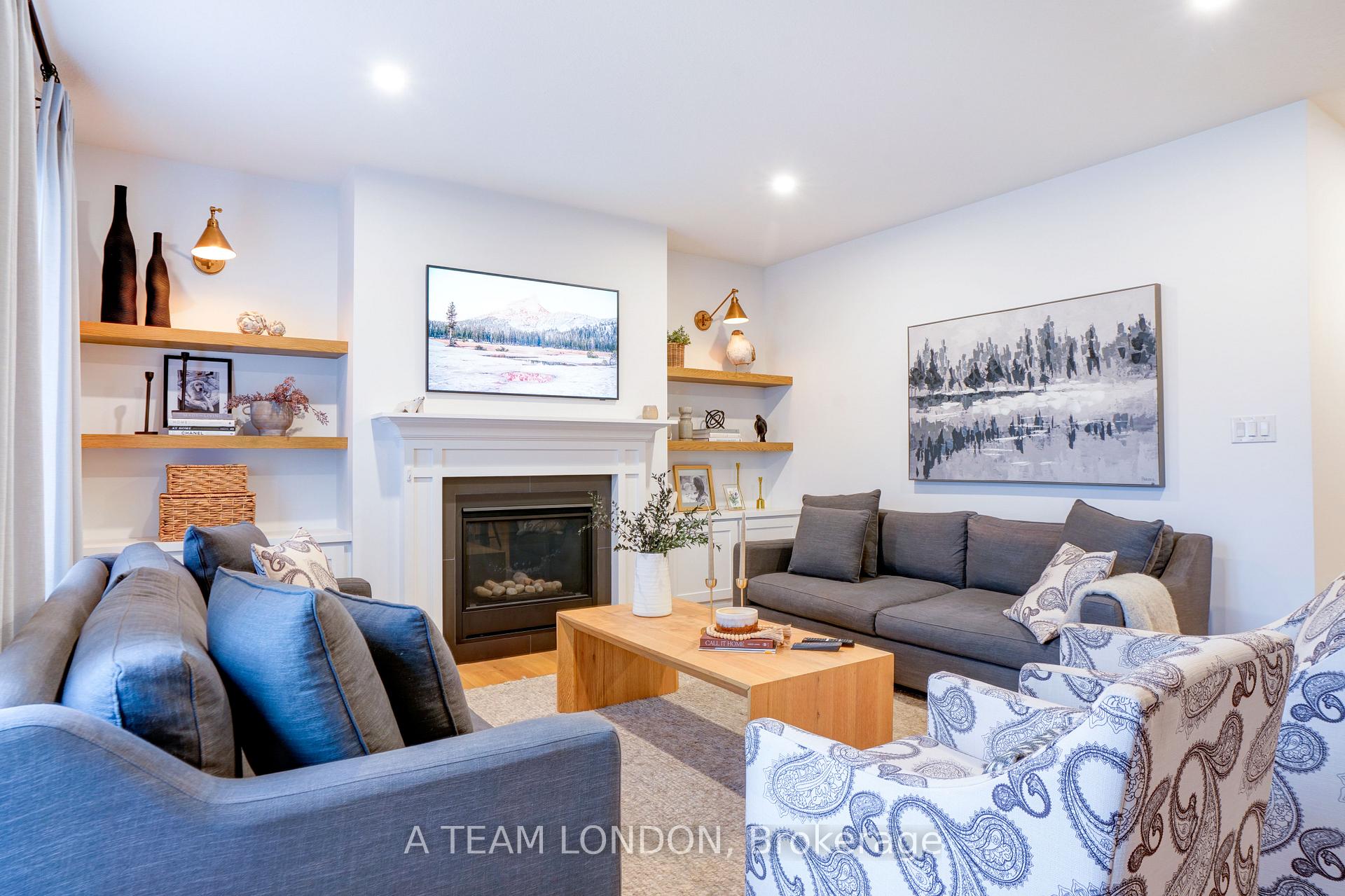 Photo 11 of 18 Arrowwood Path, Middlesex Centre, Ilderton — HOMEH