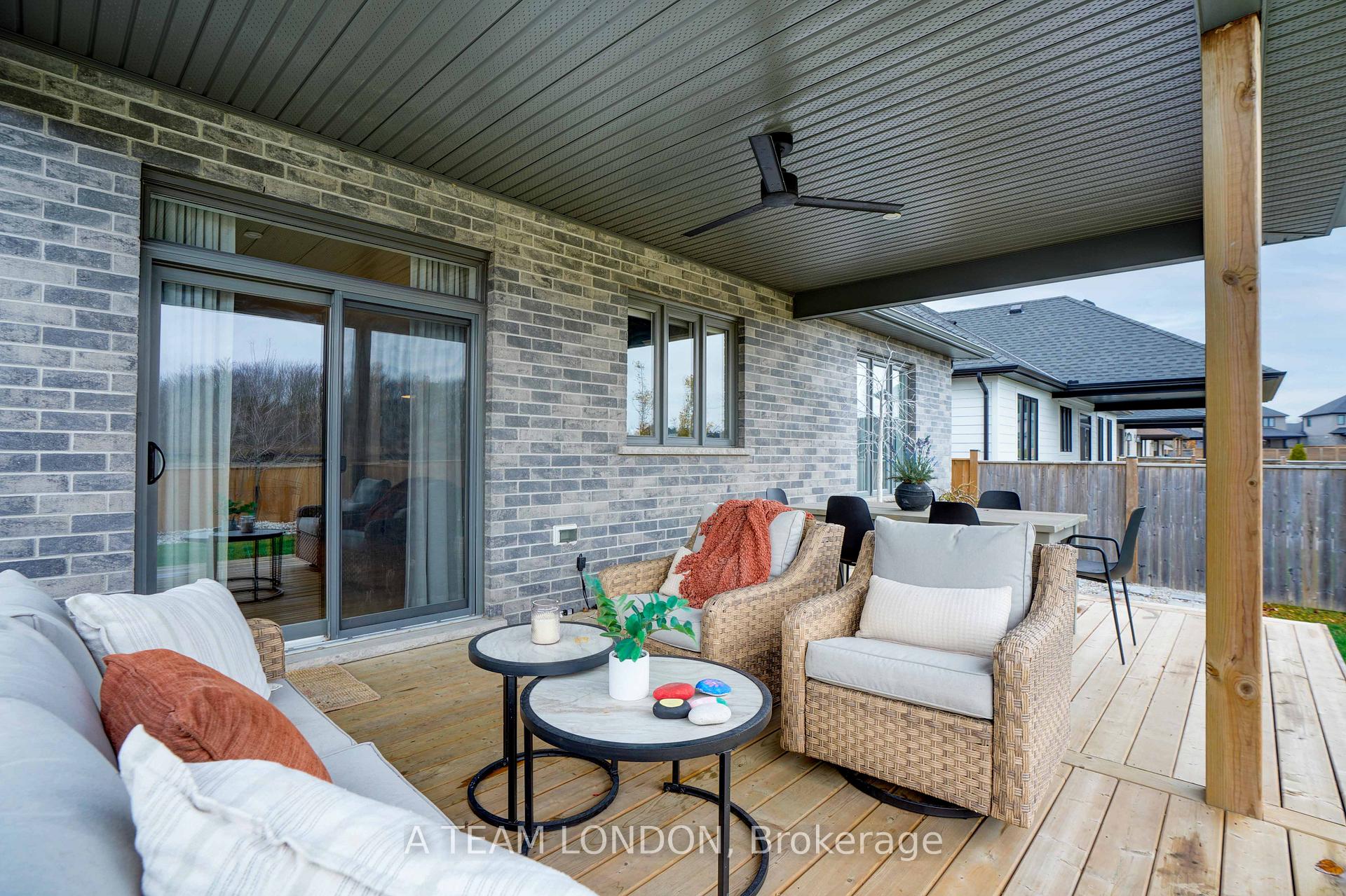 Photo 30 of 18 Arrowwood Path, Middlesex Centre, Ilderton — HOMEH