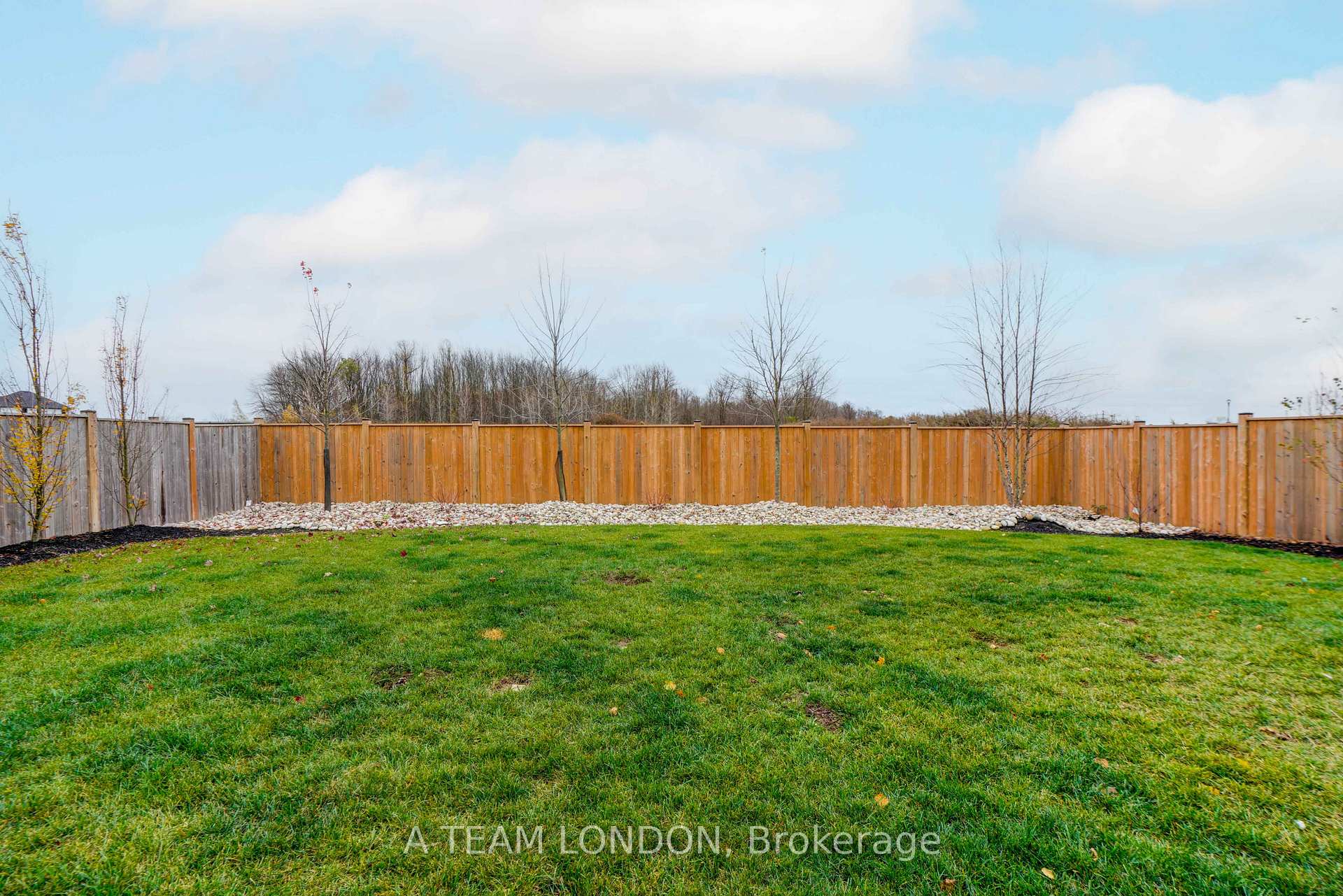 Photo 37 of 18 Arrowwood Path, Middlesex Centre, Ilderton — HOMEH