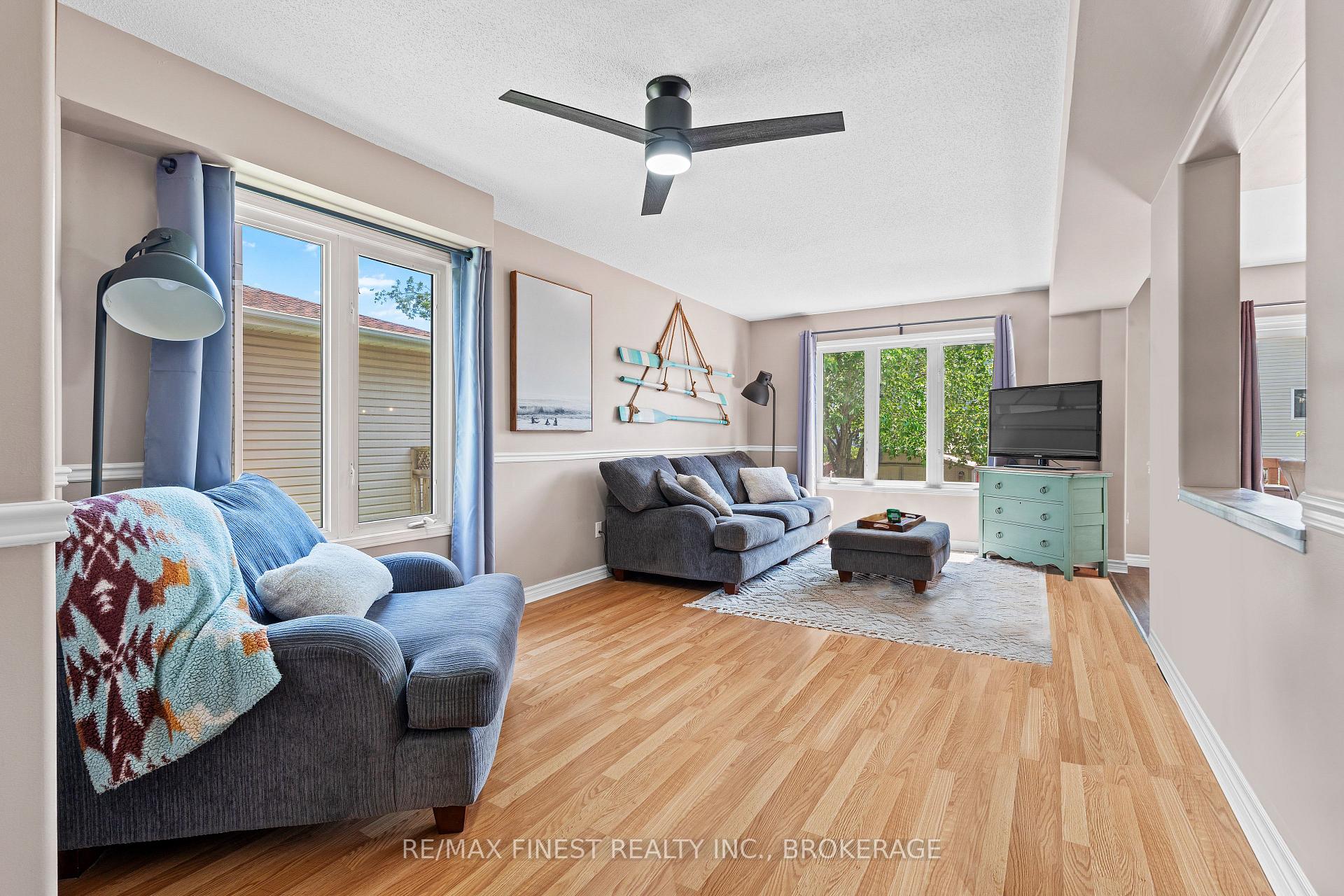 Photo 7 of 981 Rainbow Crescent, Kingston, Kingston East (Incl Barret Crt) — HOMEH