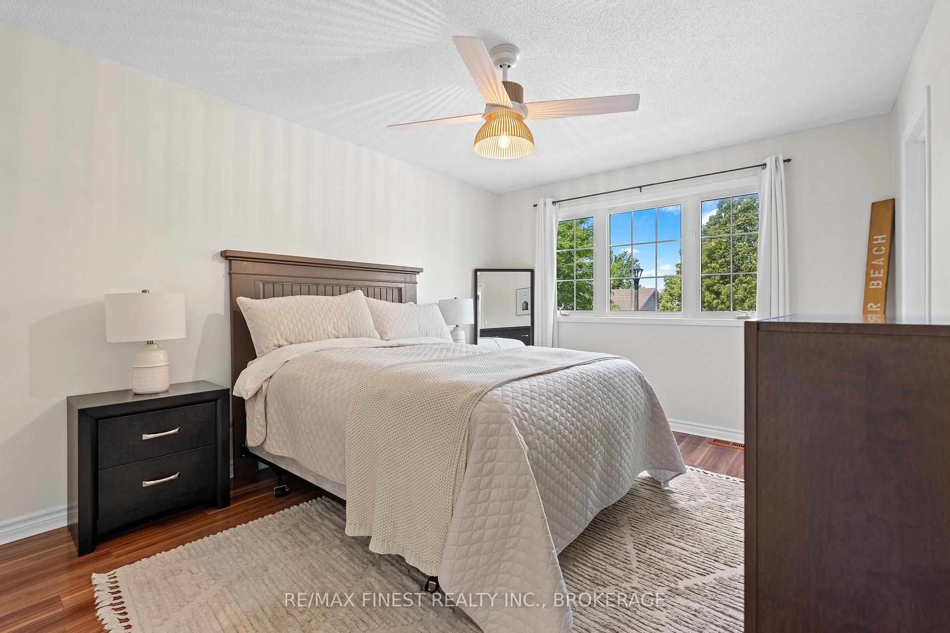 Photo 16 of 981 Rainbow Crescent, Kingston, Kingston East (Incl Barret Crt) — HOMEH