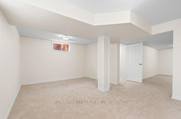 Photo 24 of 981 Rainbow Crescent, Kingston, Kingston East (Incl Barret Crt) — HOMEH