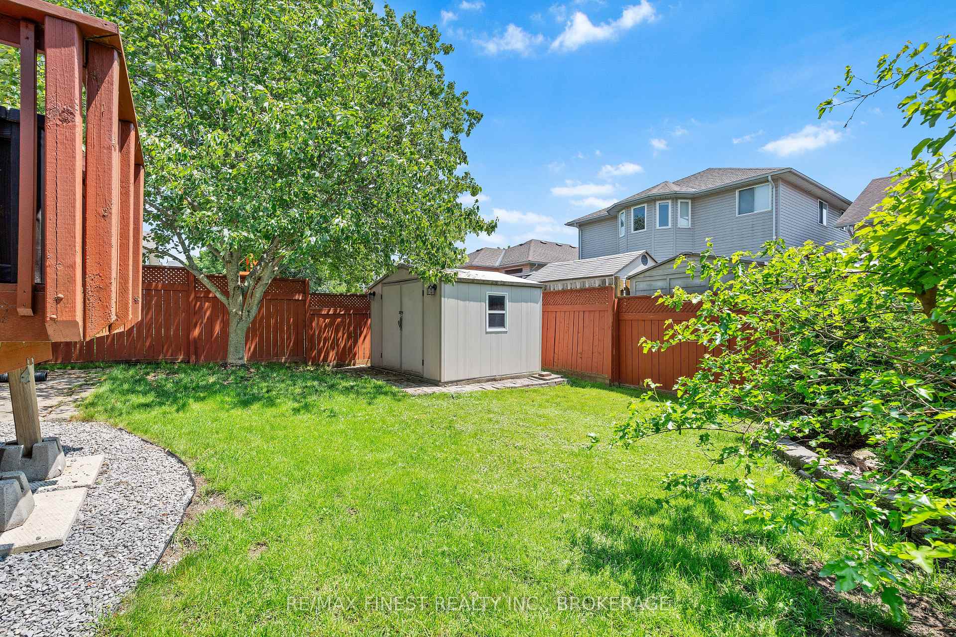 Photo 29 of 981 Rainbow Crescent, Kingston, Kingston East (Incl Barret Crt) — HOMEH