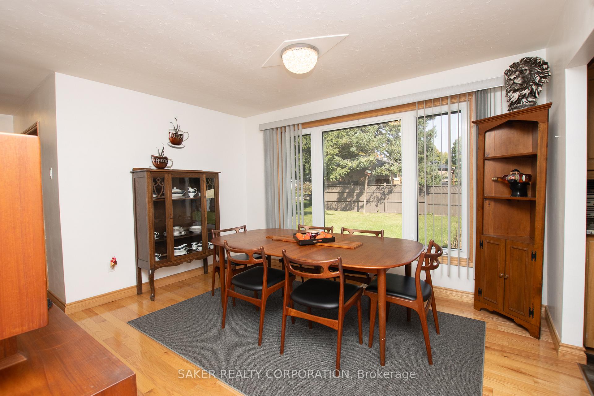 Photo 10 of 61 Delaware Street S, Middlesex Centre, Komoka — HOMEH