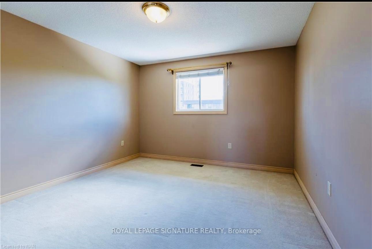 Photo 23 of 465 Berkindale Drive, Hamilton, Riverdale — HOMEH