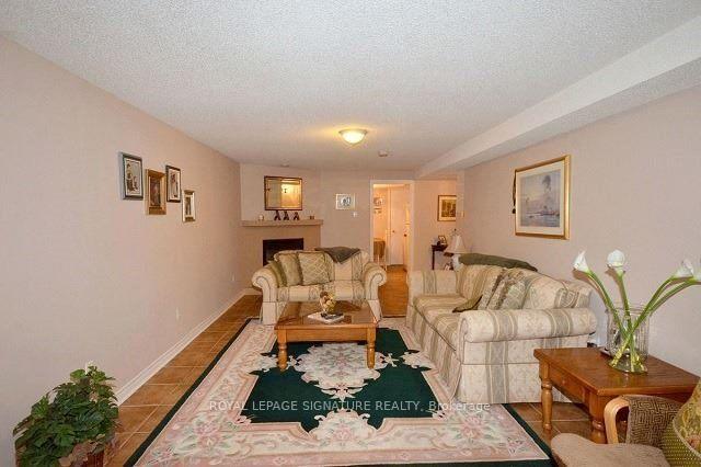Photo 28 of 465 Berkindale Drive, Hamilton, Riverdale — HOMEH