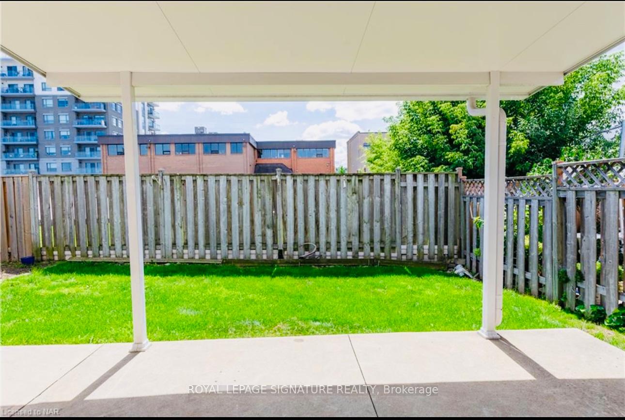 Photo 32 of 465 Berkindale Drive, Hamilton, Riverdale — HOMEH
